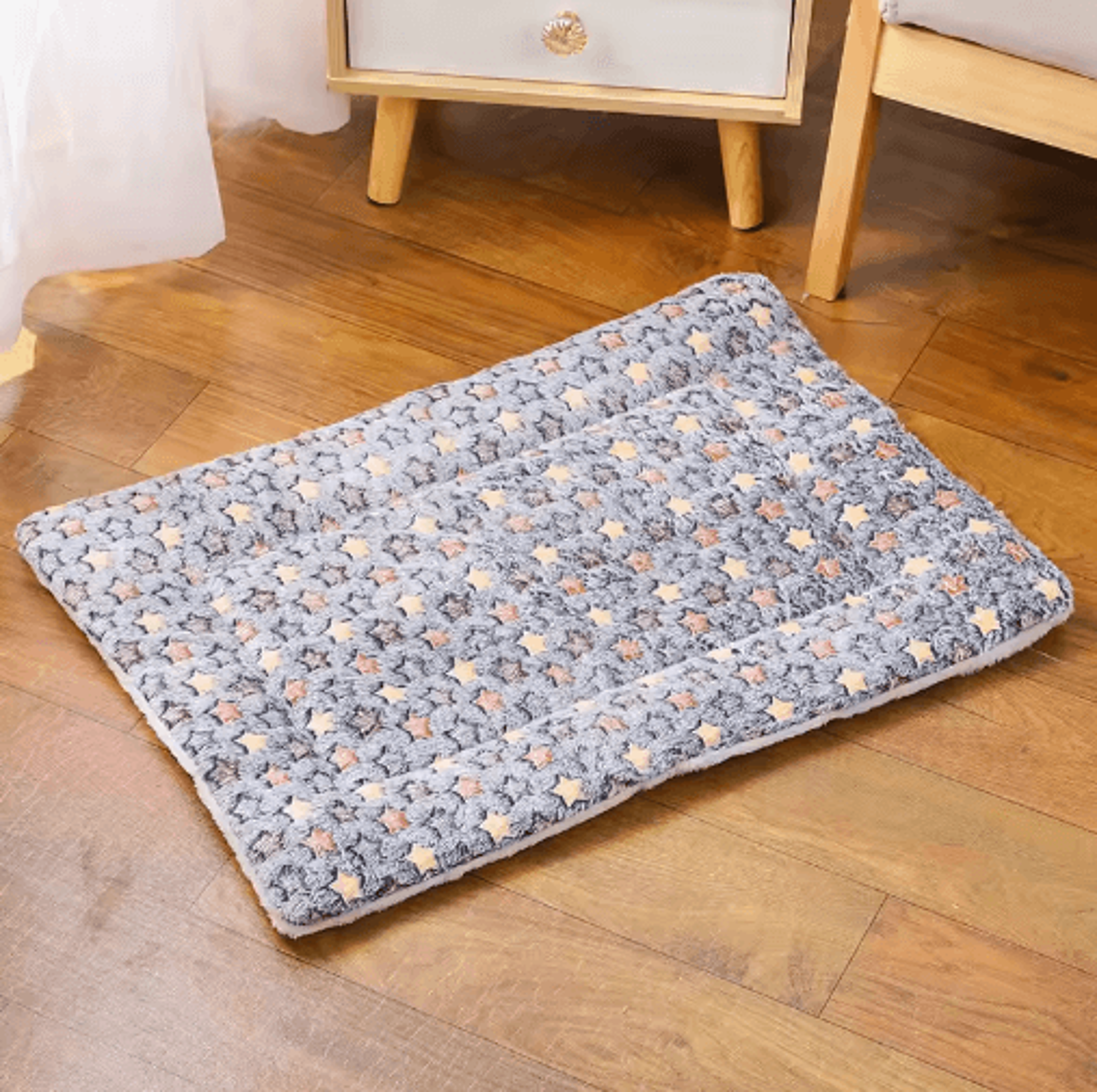 Cloud Nest Thickened Flannel Pet Sleeping Mat Warm Cushion For Cats  Small Dogs 3