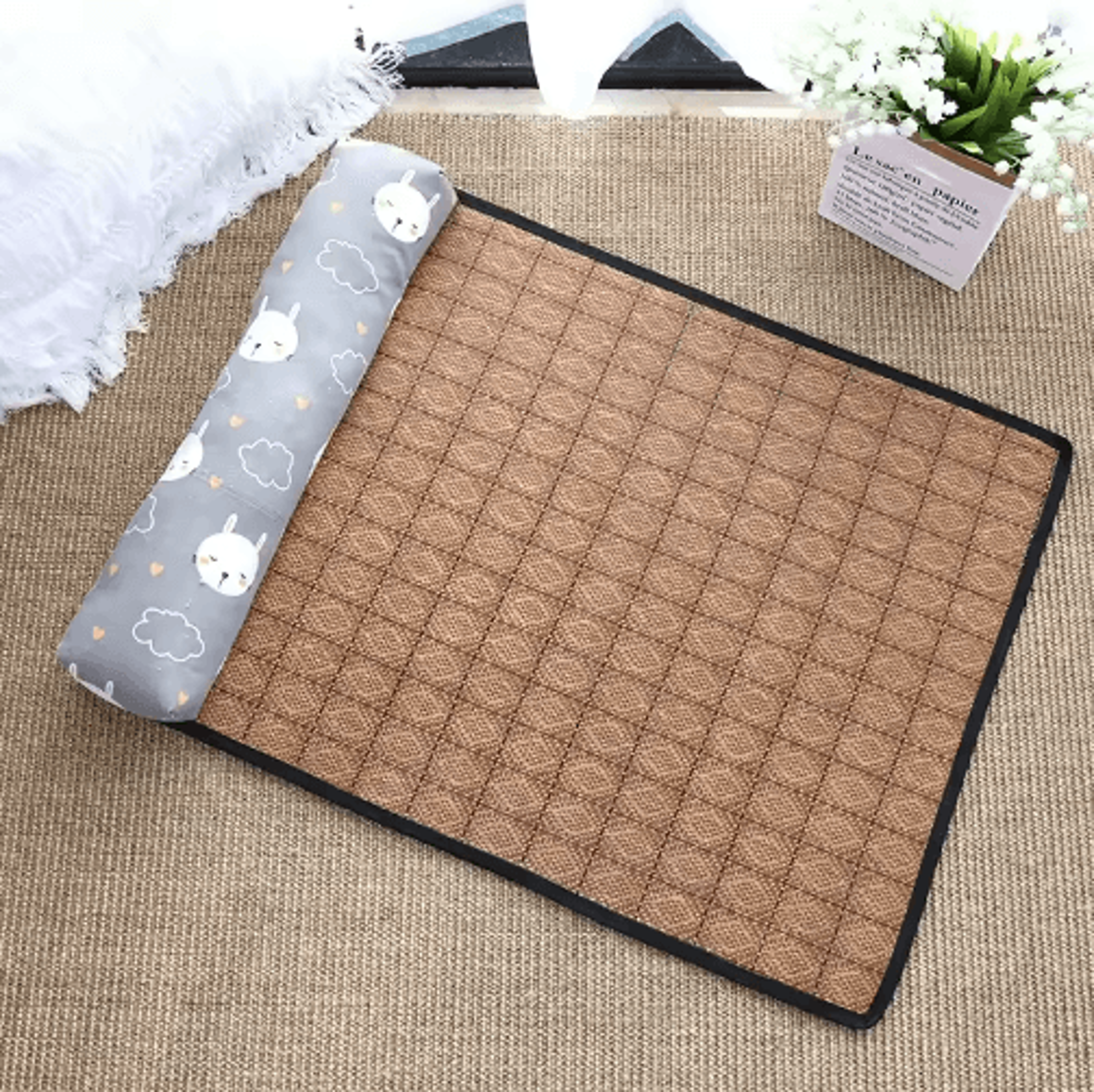 Natural Rattan Cooling Pet Mat SelfCooling Summer Bed For Cats And Small Dogs 4