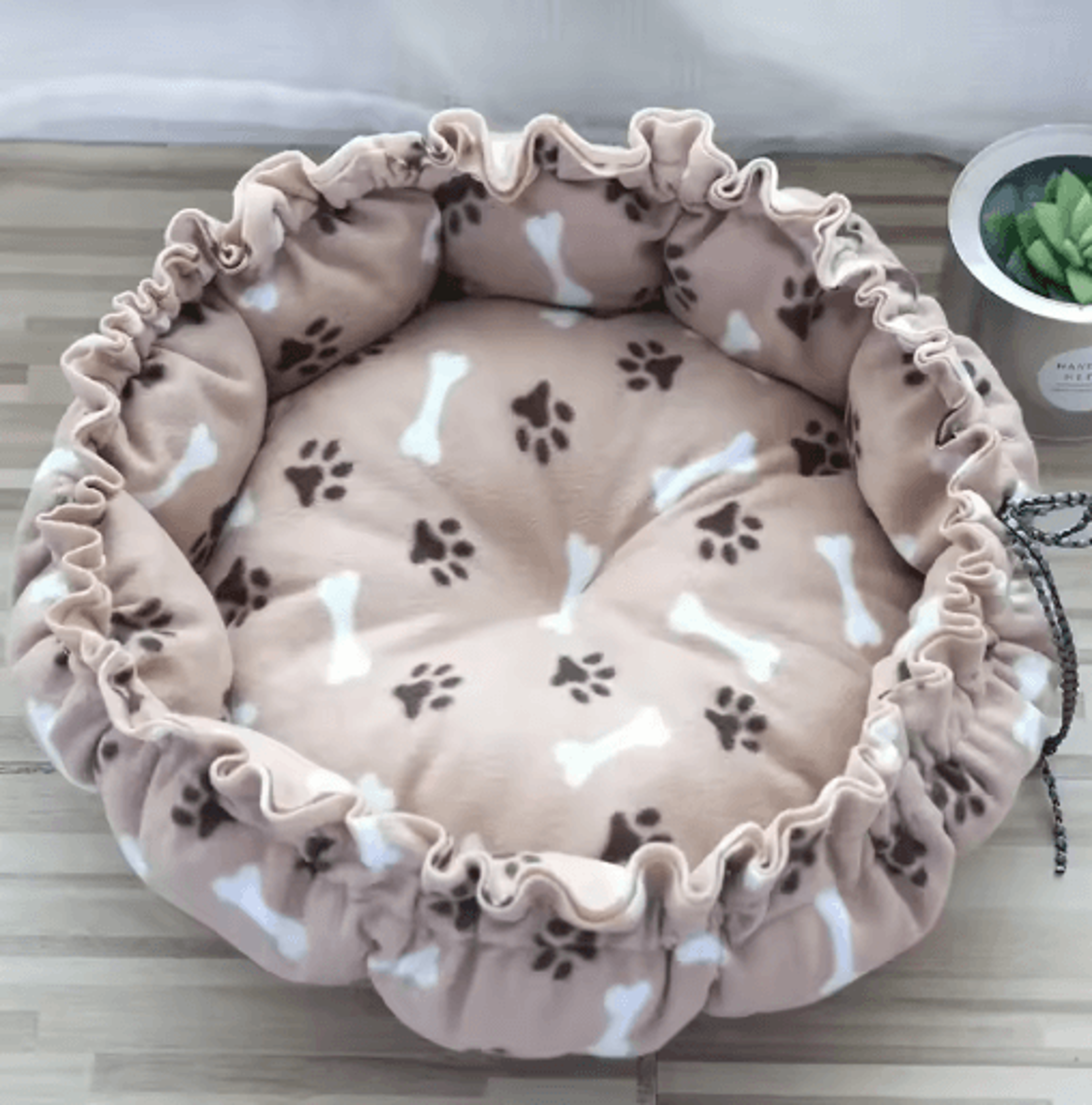 CozyNest Plush Pet Bed Basket For Cats Kittens  Small Dogs 11