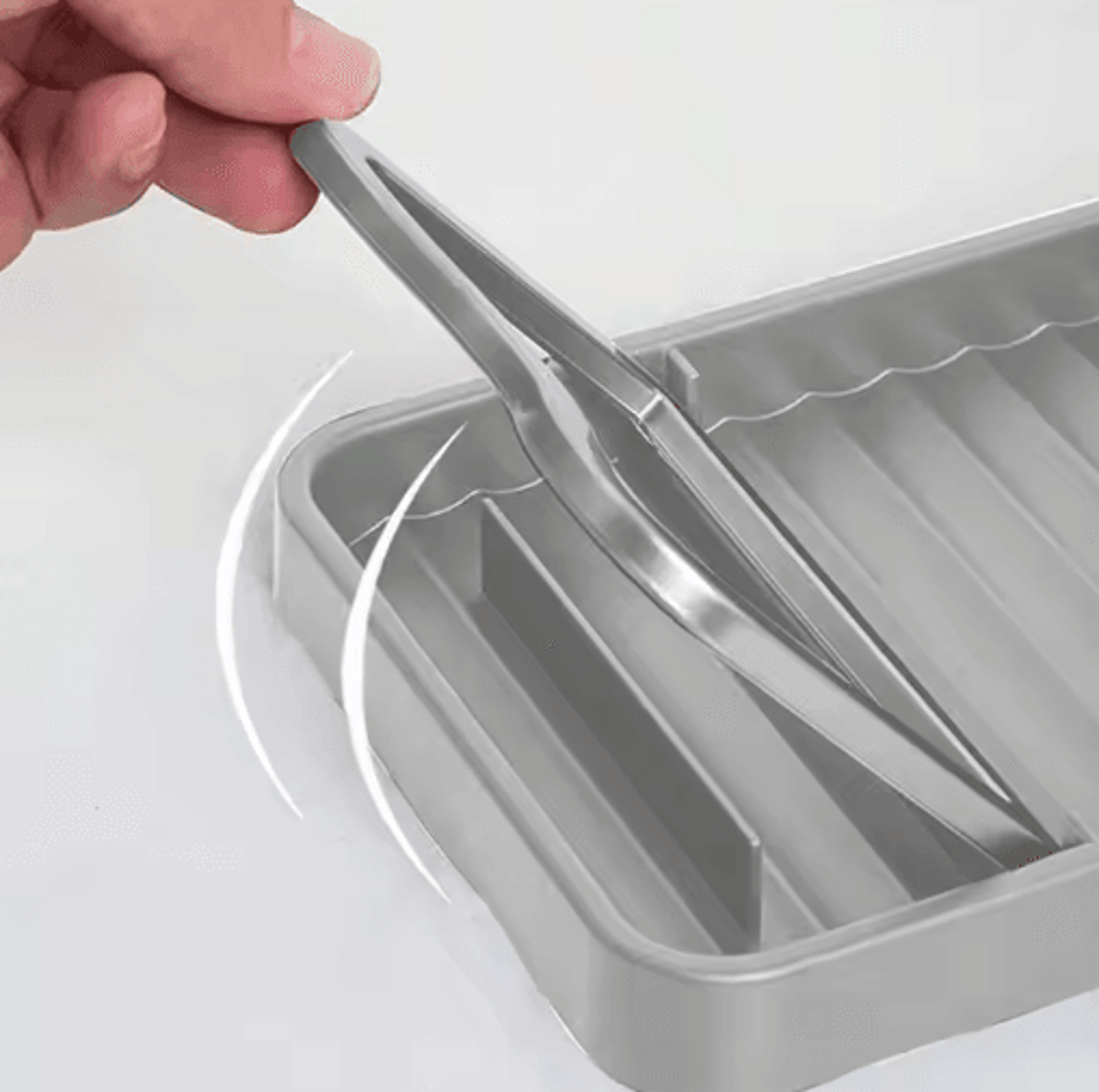 Multifunctional Cooking Utensil Holder With AntiSpill Drip Tray 8