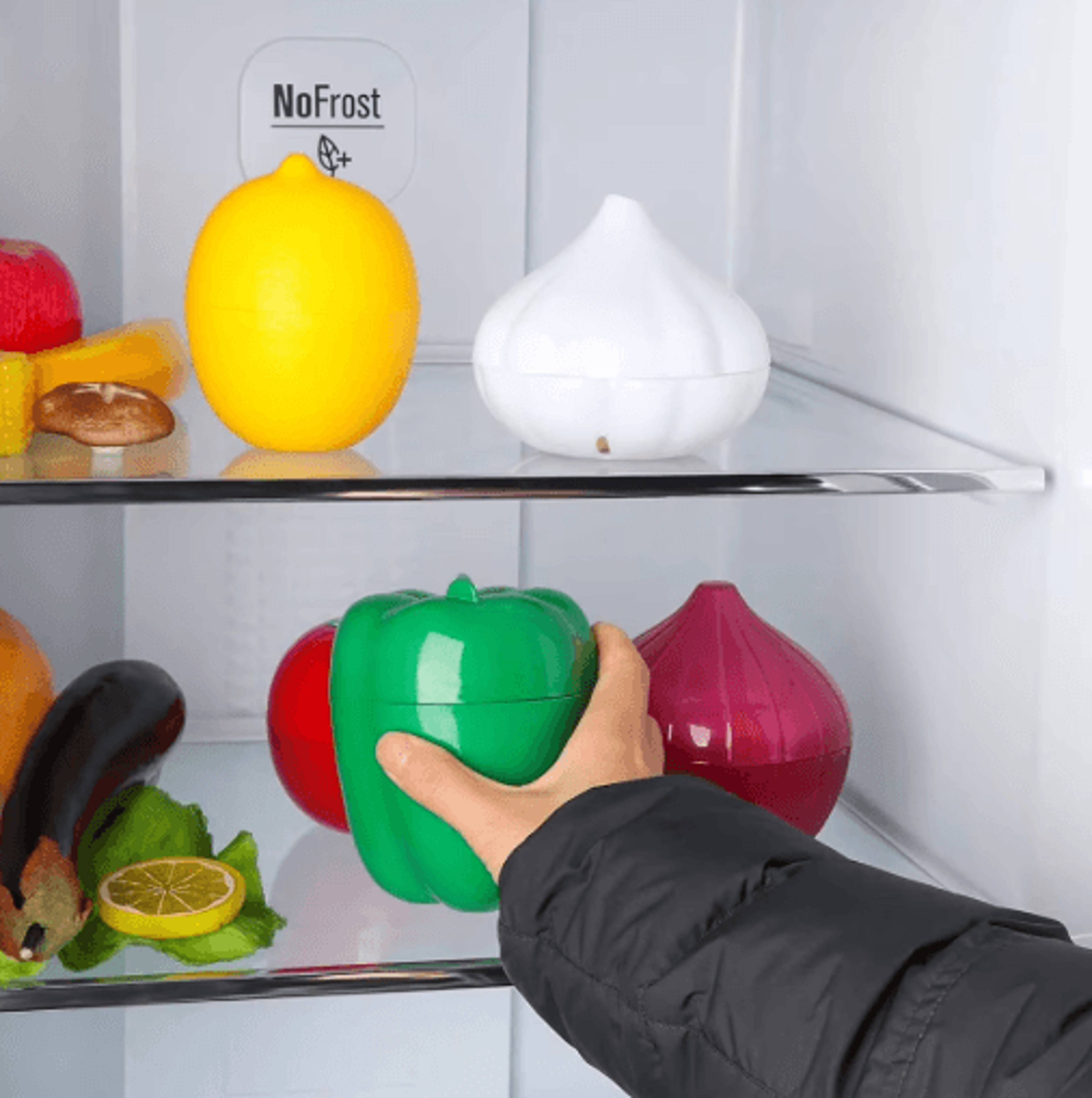 FreshKeeping Food Storage Container  Sealed Vegetable  Fruit Crisper Box 9