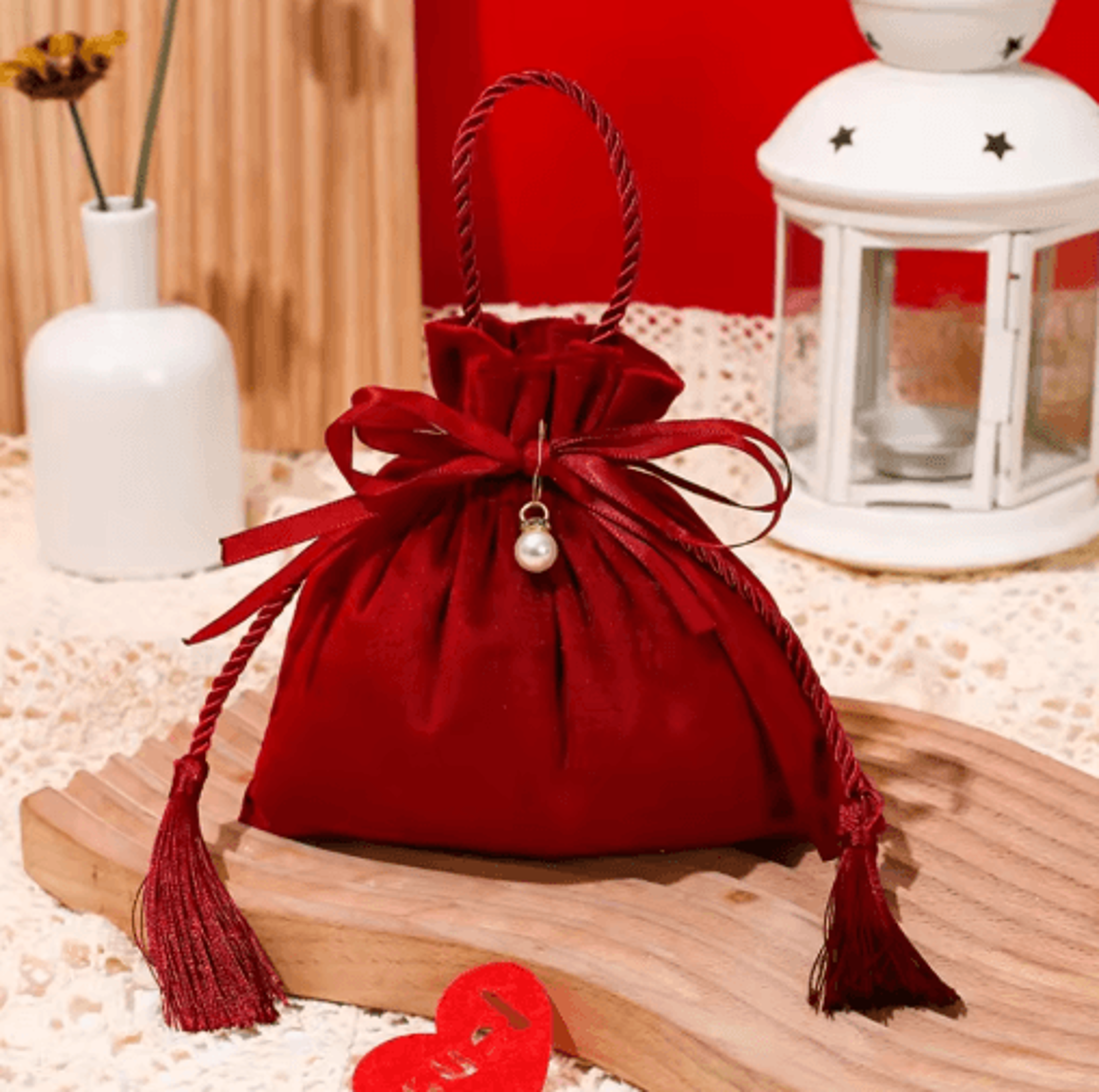 Creative Velvet Drawstring Gift Bag  Large Capacity Candy  Chocolate Packaging Pouch For Weddings   0