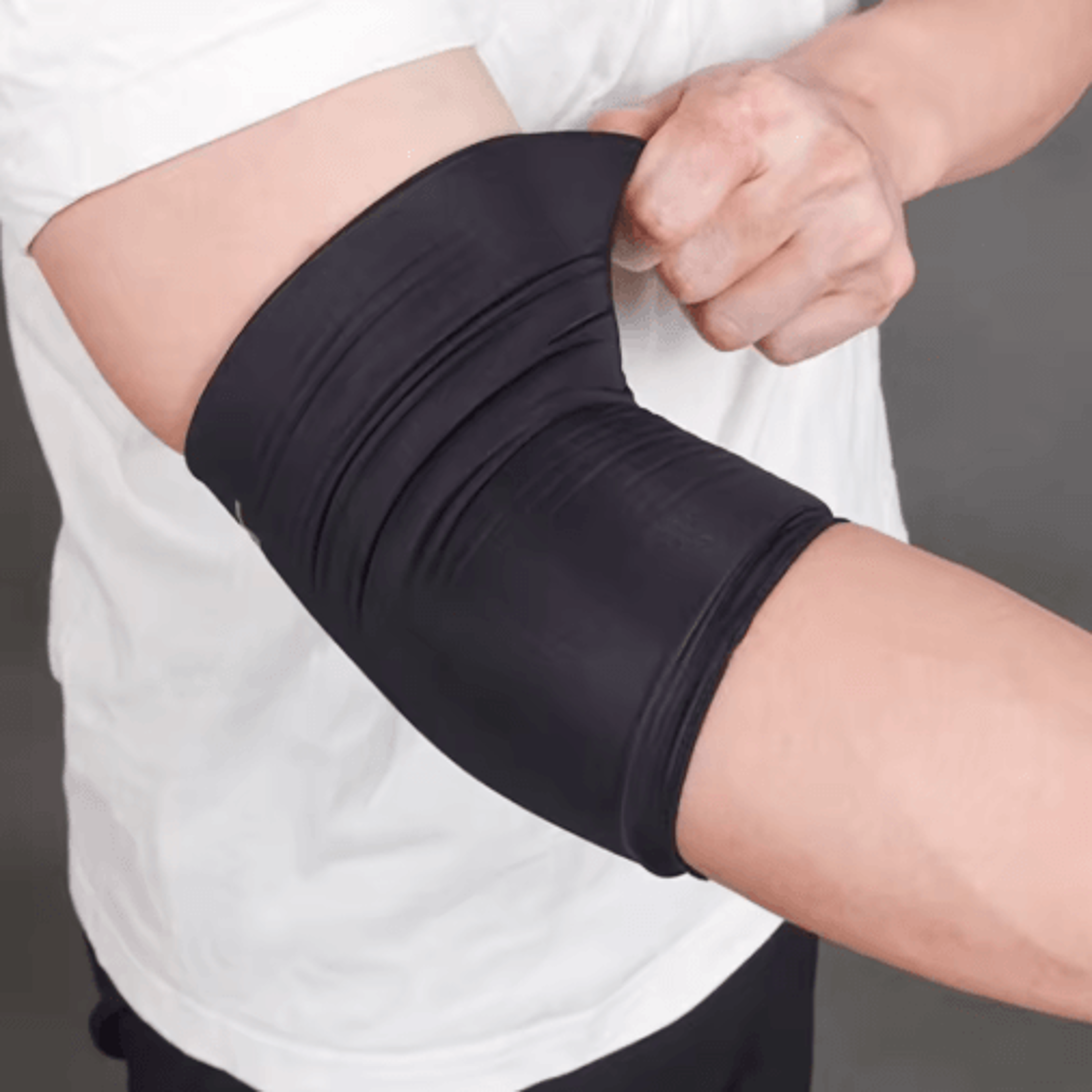 AOLIKES Hot  Cold Gel Elbow Sleeve  Reusable Therapy Elbow Sleeve For Heat  Ice Relief Joint Suppor 2