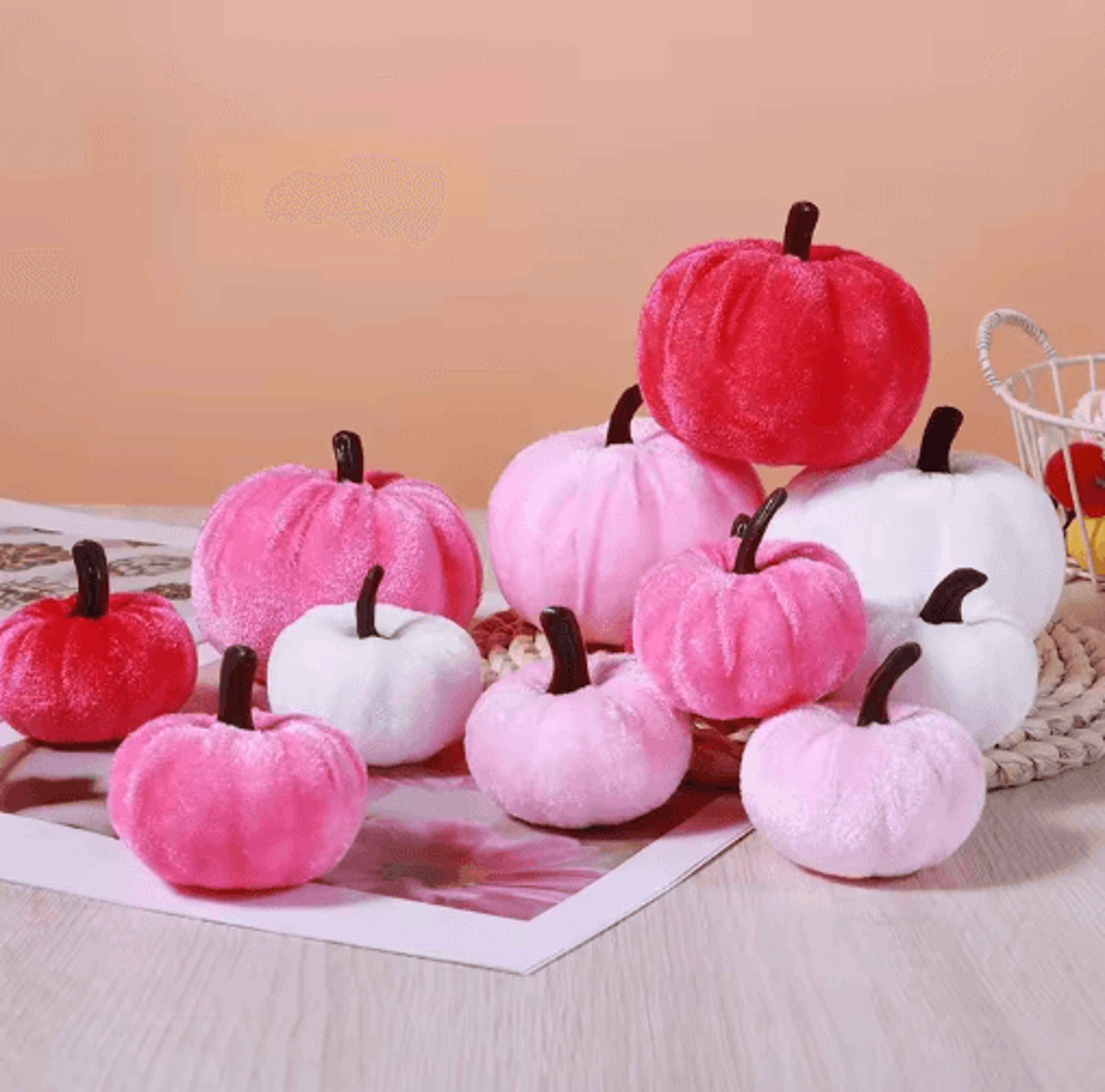 5Piece Pink Velvet Mini Pumpkins  Artificial Fall Decorations For Halloween Thanksgiving  Weddings 1