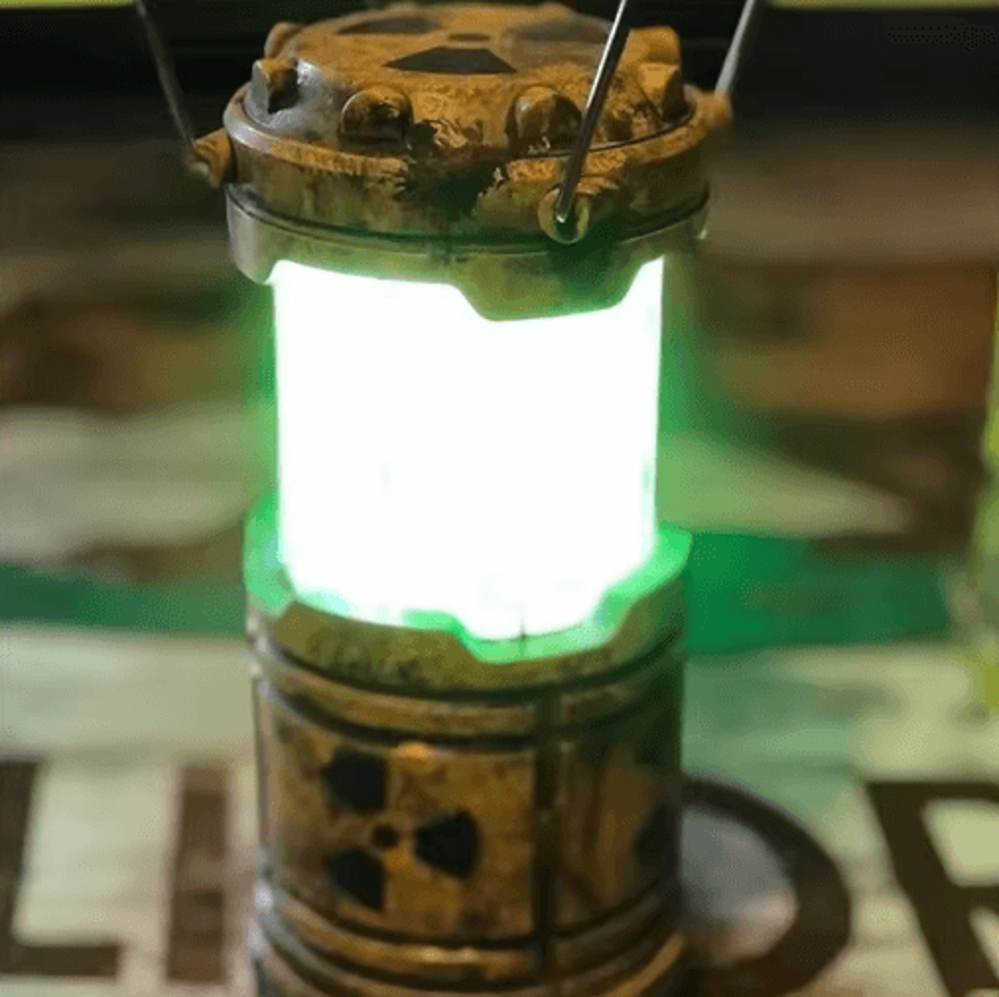 Mini Nuclear Reactor Lantern  SciFi Simulation Handheld Night Light For Halloween  Home Decor 5