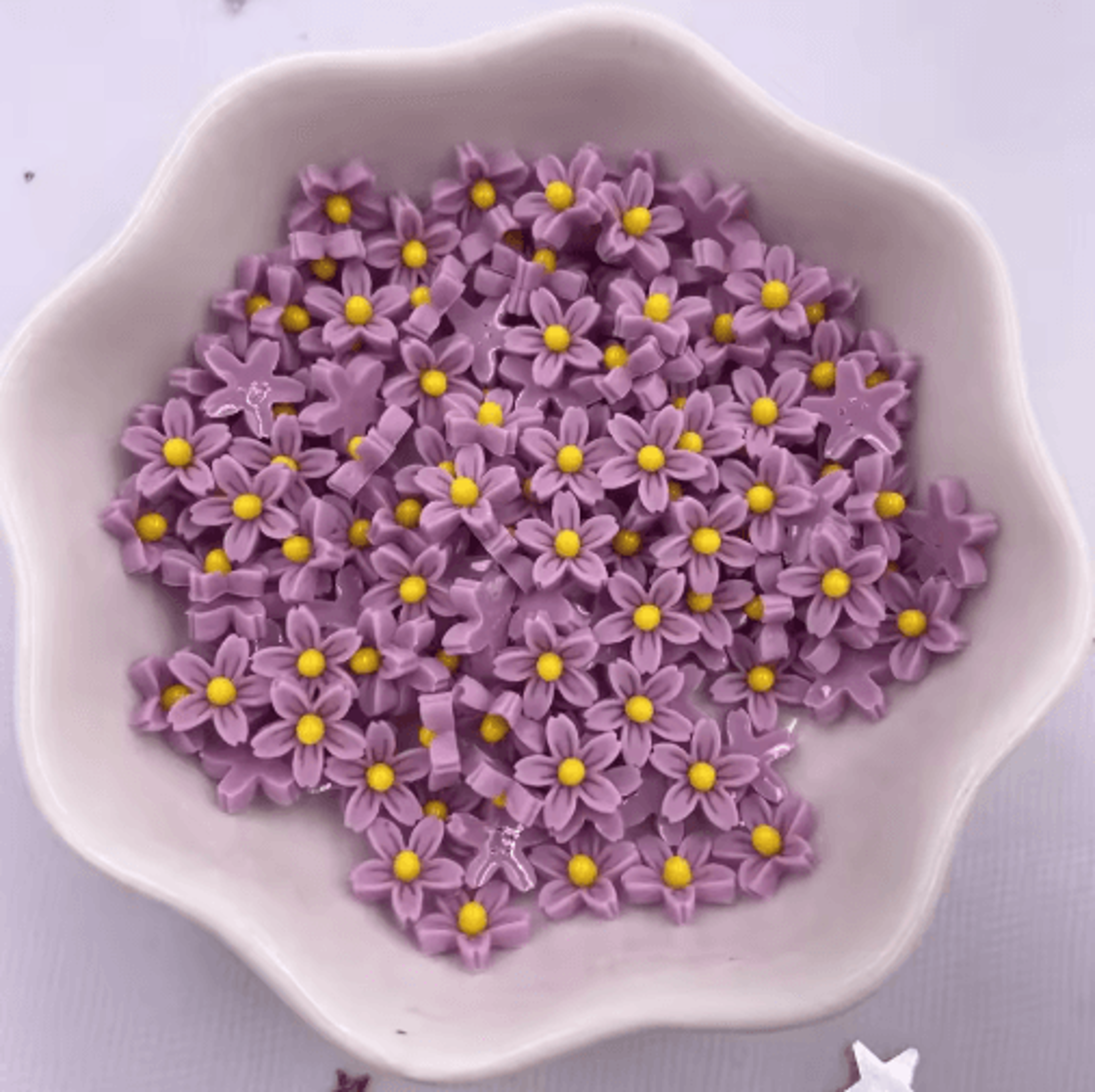 100Piece 8mm Colorful Mini Resin Flower Gems For Crafts And Nail Art 2