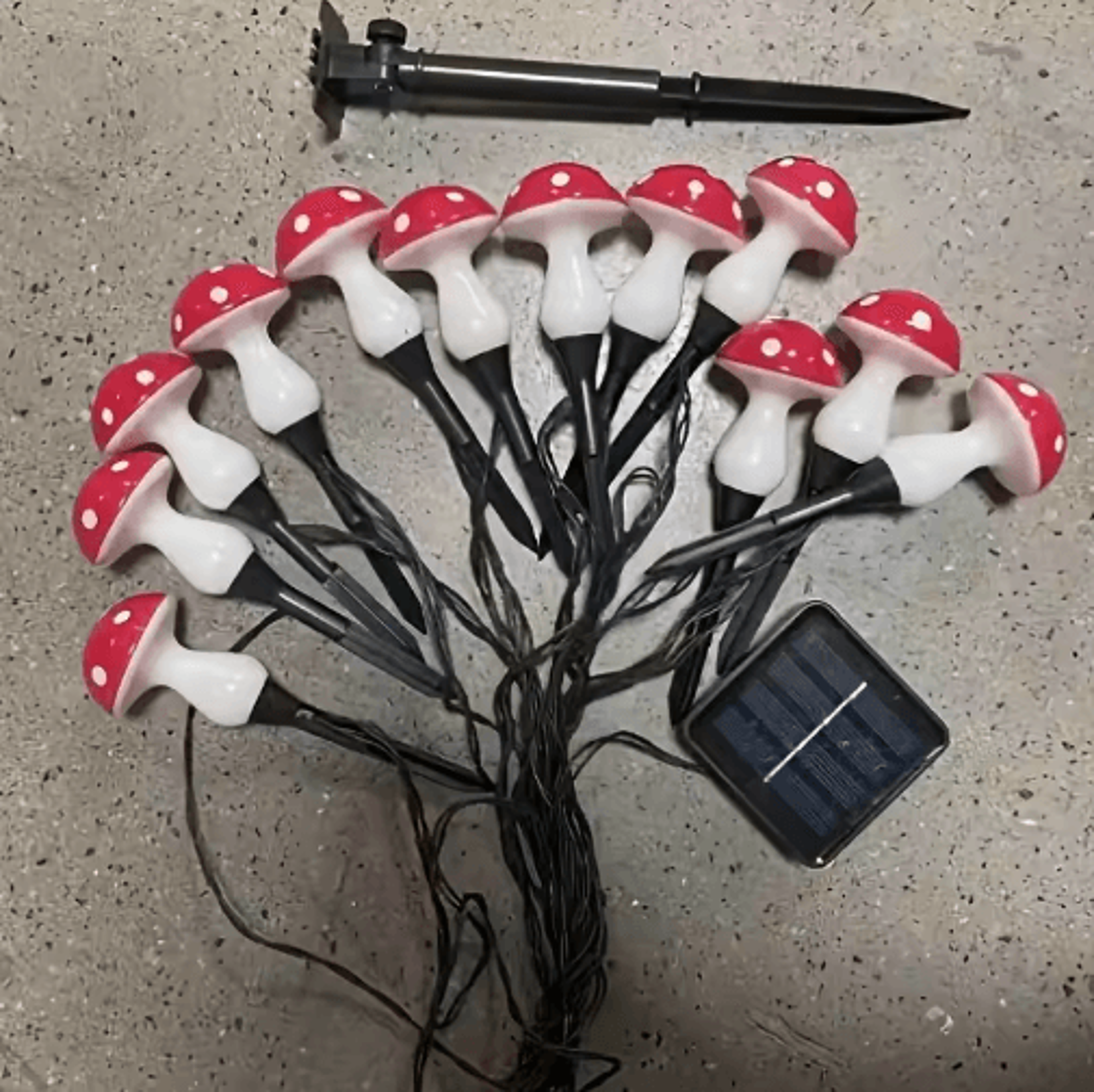 Solar Mushroom Path Light With 8 LED Lighting Modes 4