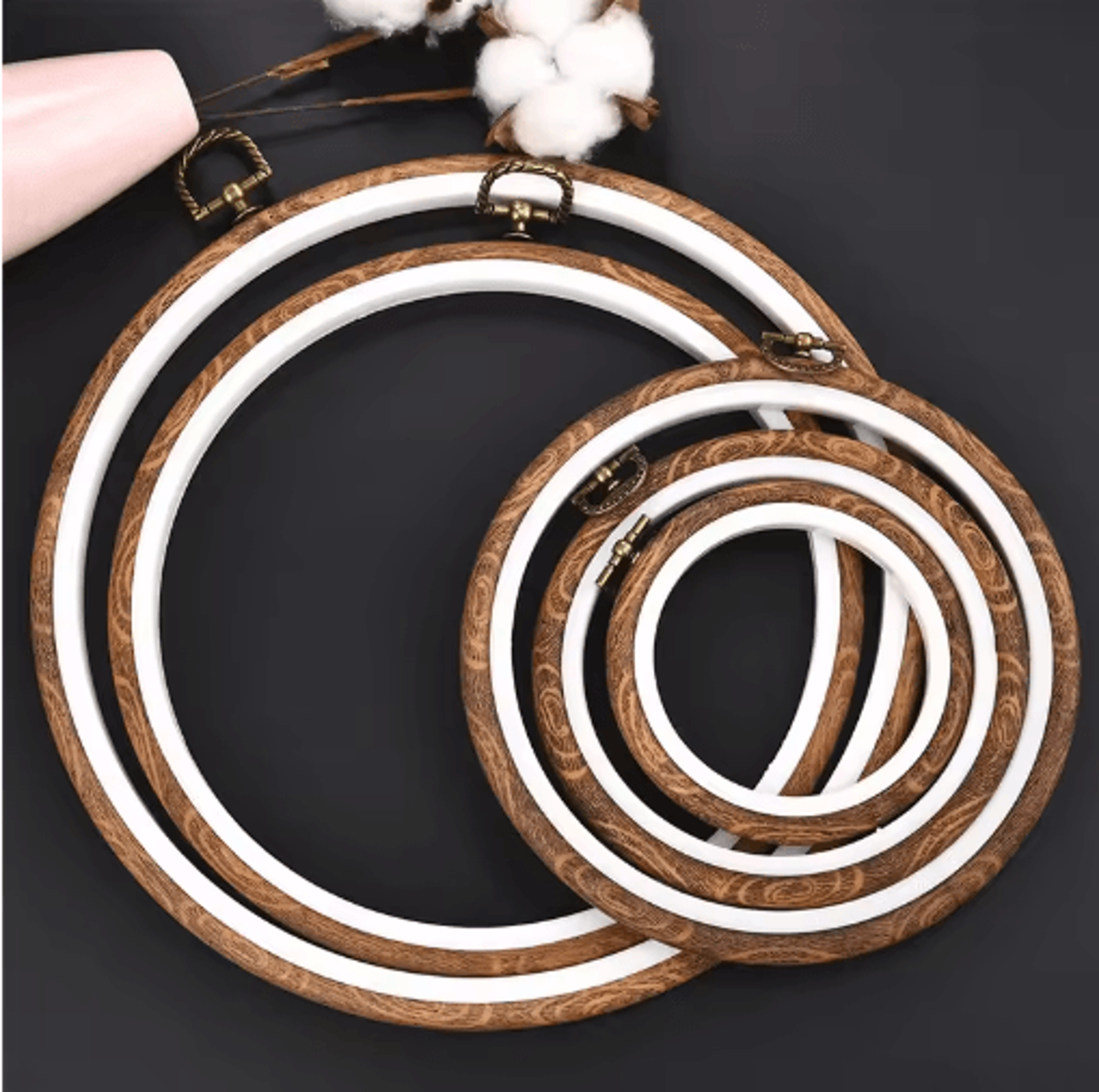 Round Embroidery Hoop Frame Set For Cross Stitch  Needlecraft 0