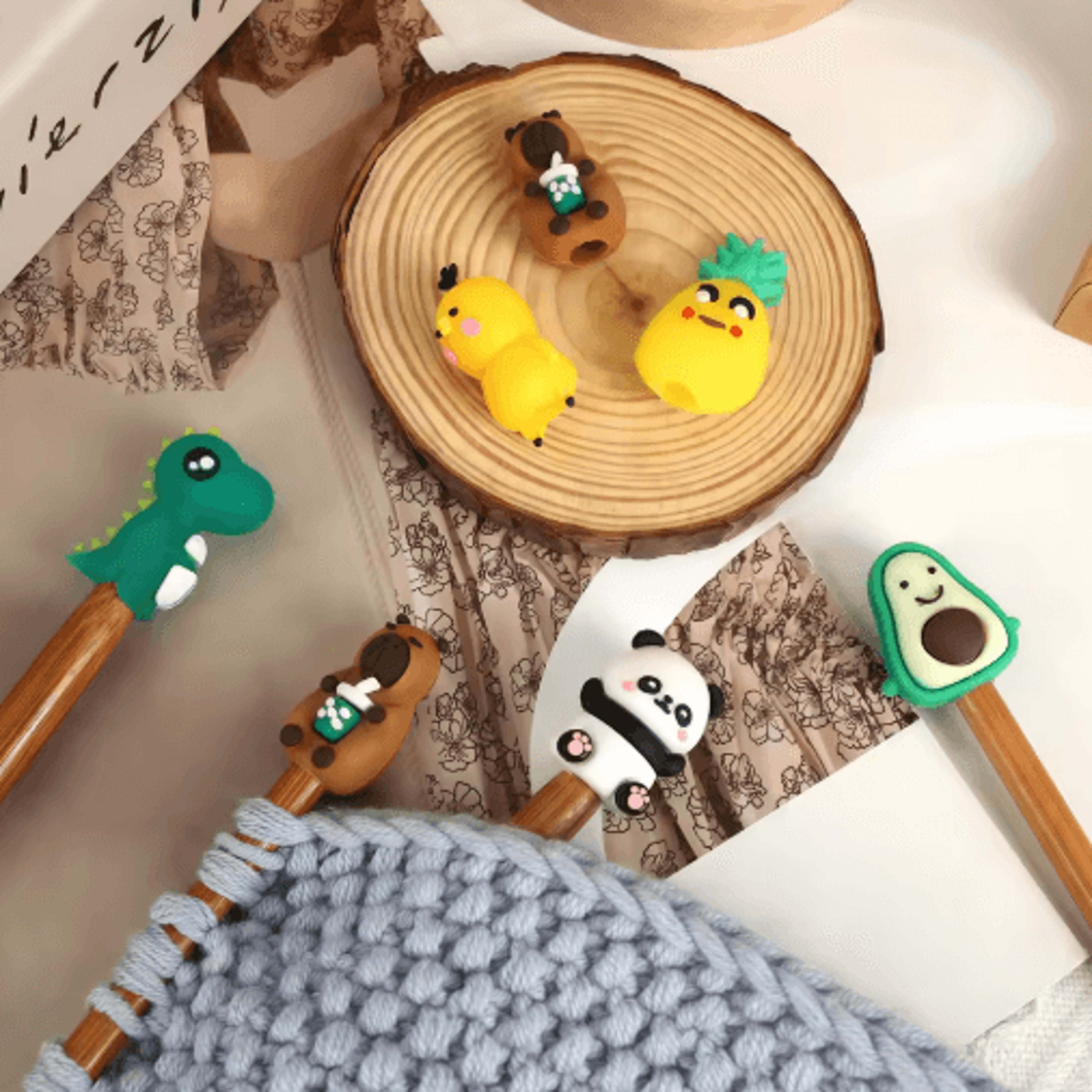 6PCS Animal  Fruit Silicone Knitting Needle Stoppers 10