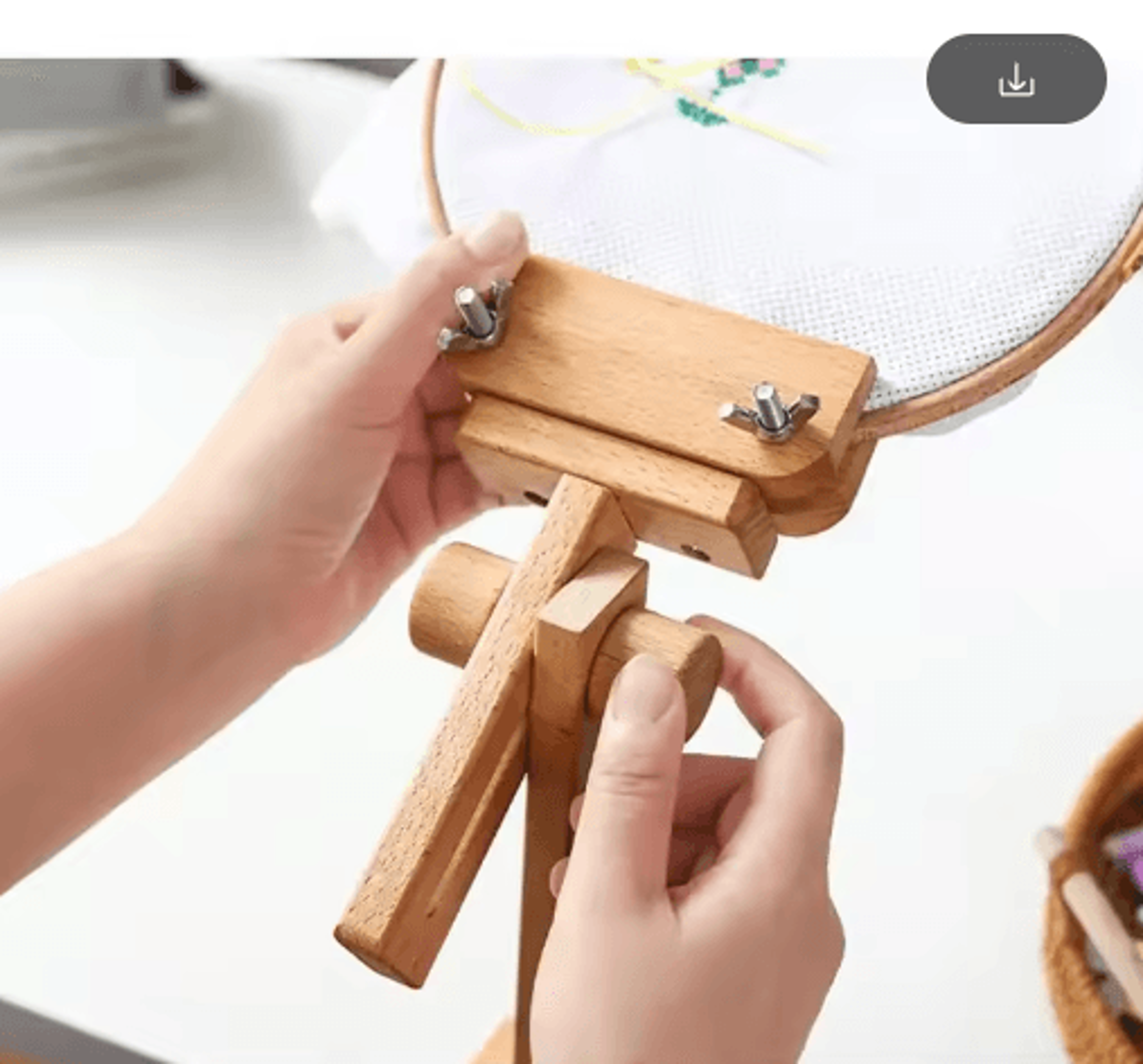 360 Adjustable Wooden Embroidery Hoop Stand 3