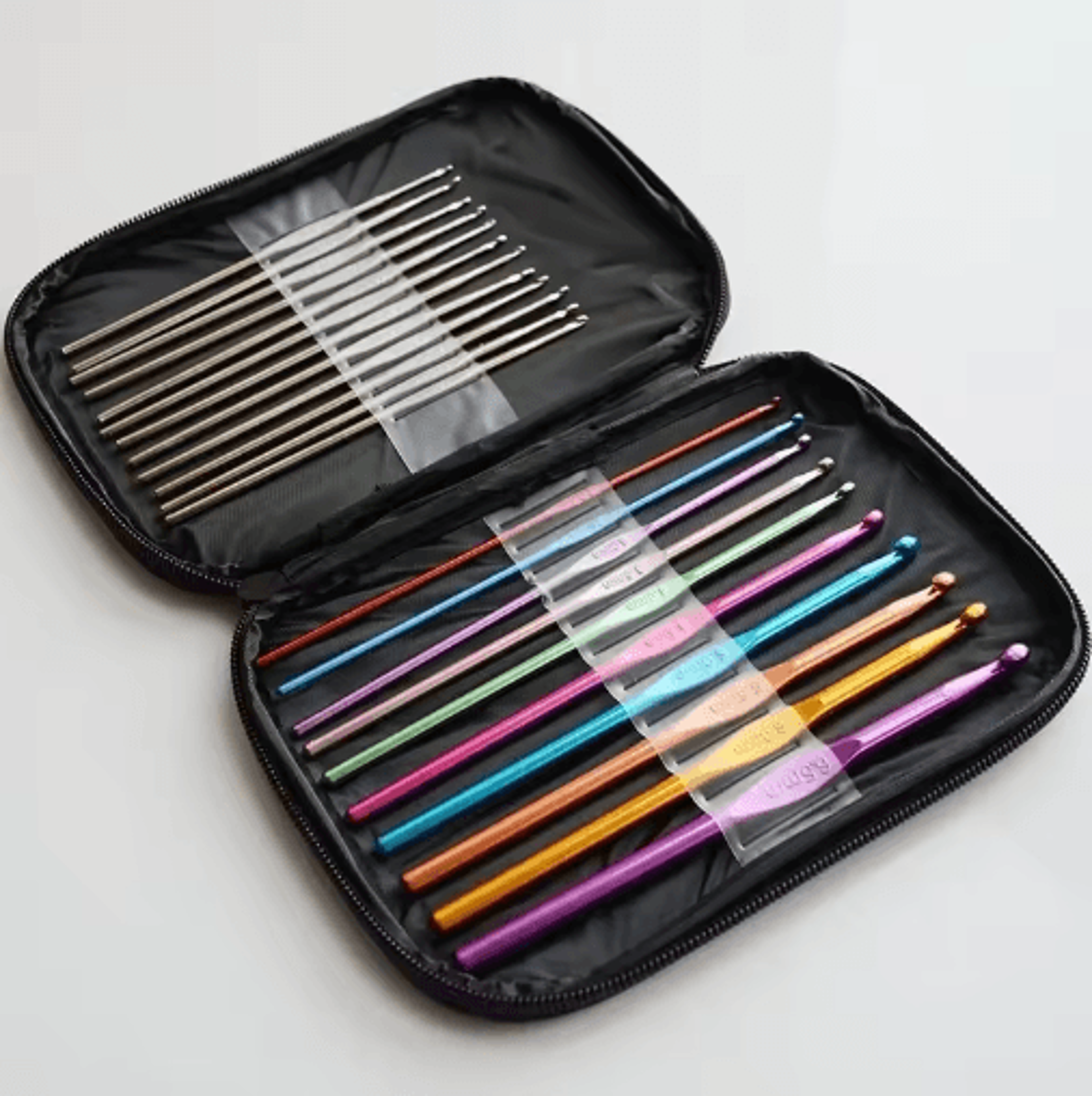 22PCS Crochet Hook  Knitting Tool Set With Case 4