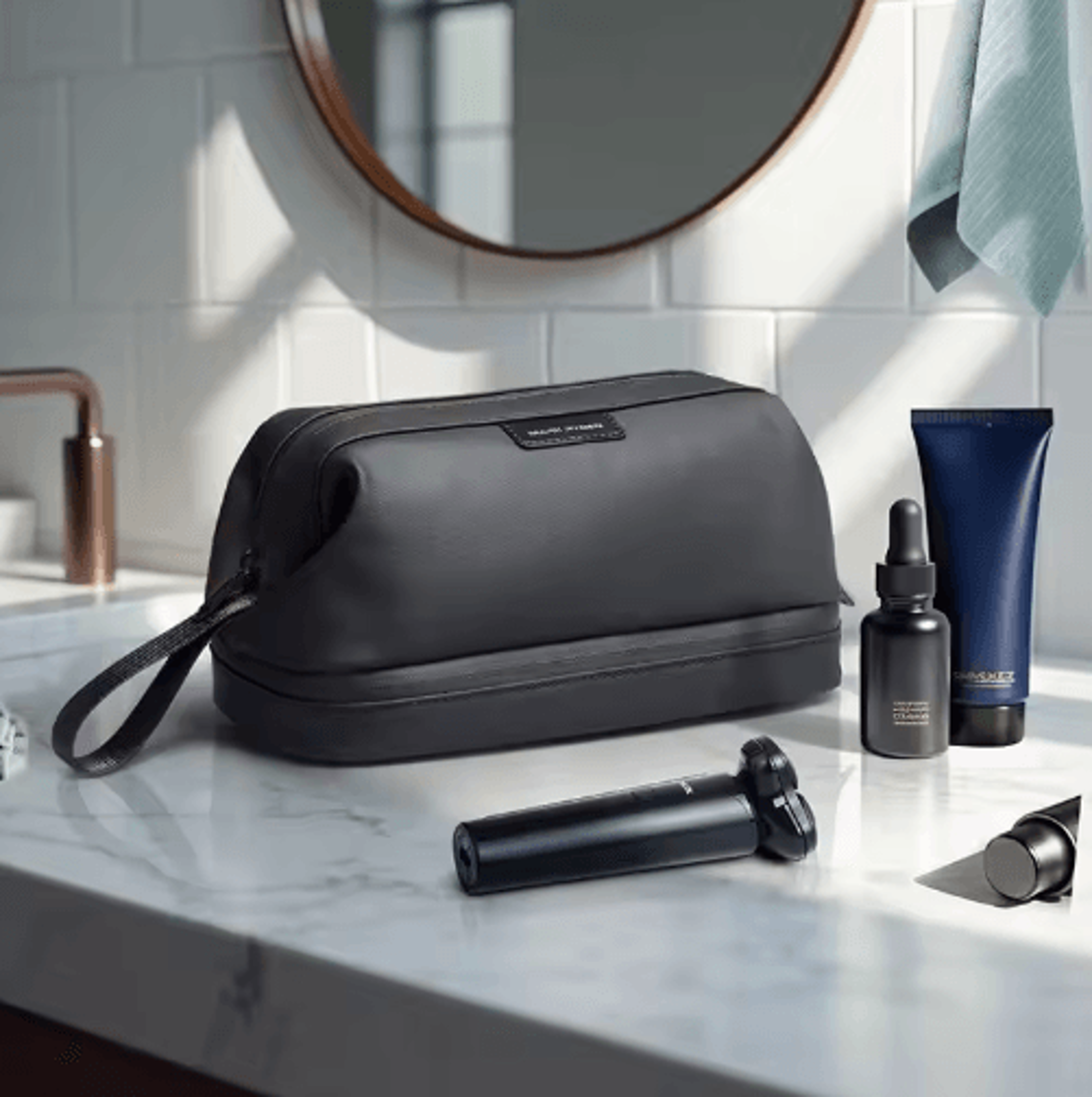 Mark Ryden Waterproof Travel Toiletry Bag 0