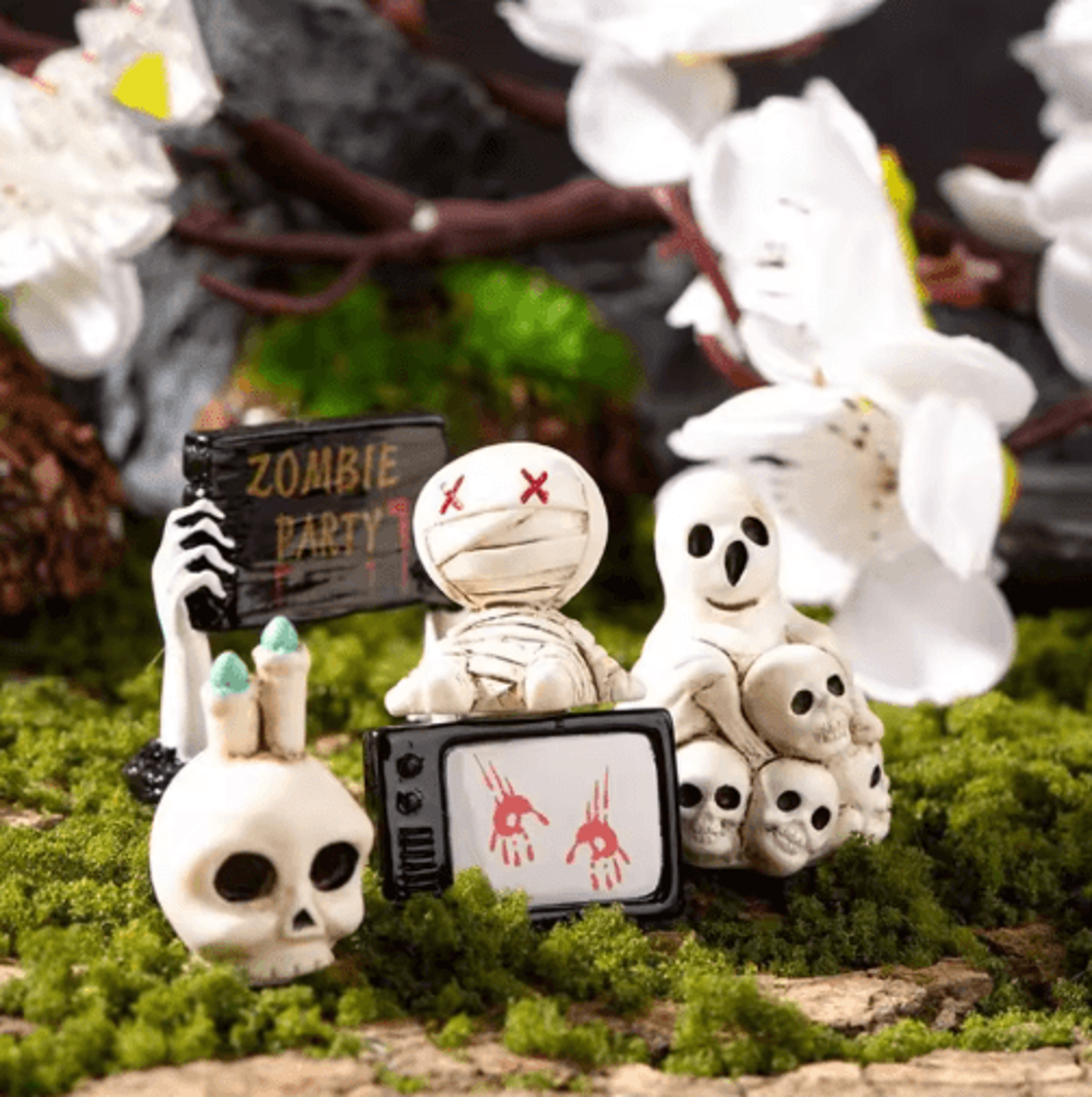 Mini Halloween Resin Figurines For Car  Desktop Decor 0