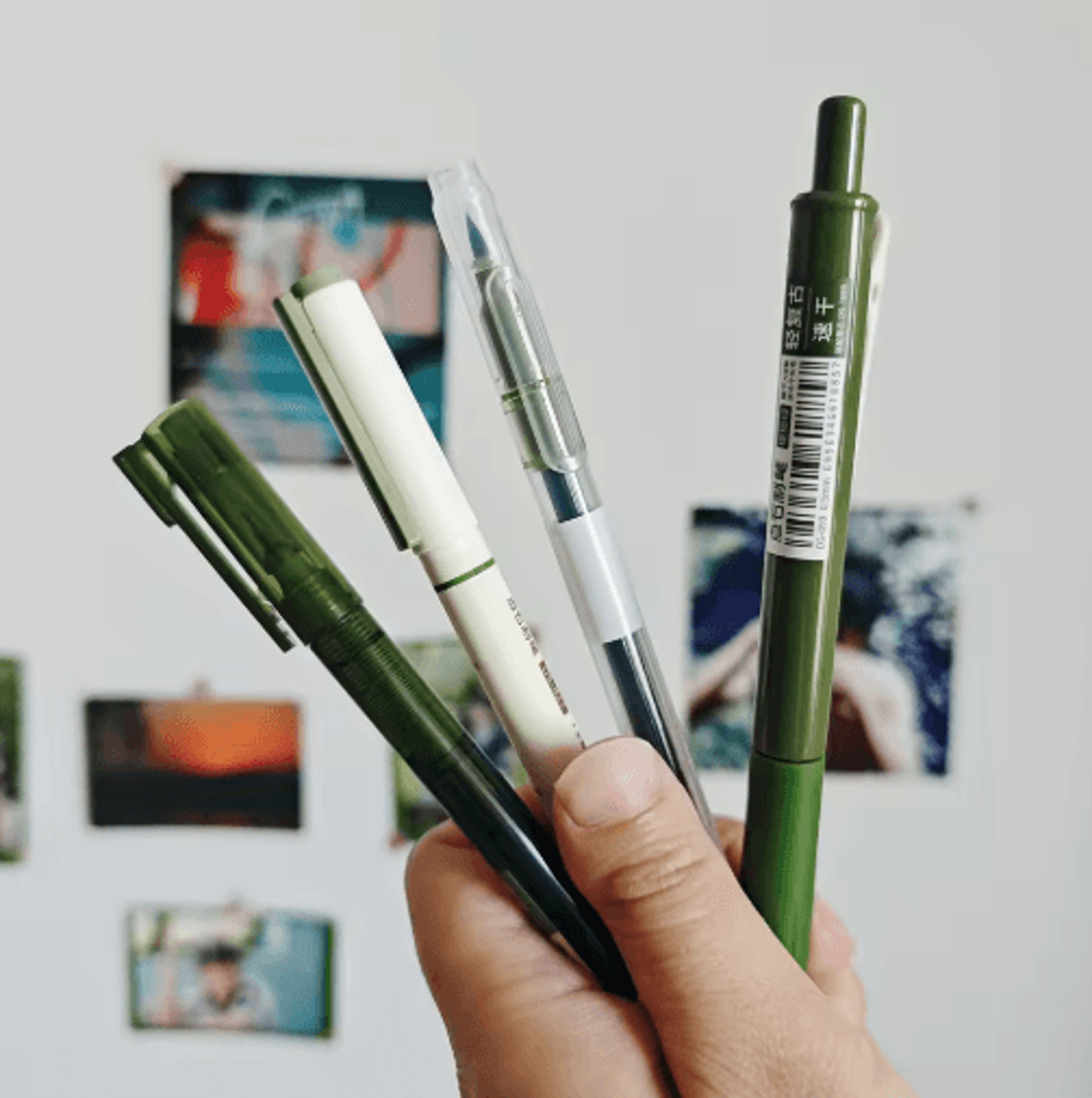 4Pcs Vintage Pens Set  QuickDry Smooth Writing Pens For Office  Notebooks 0