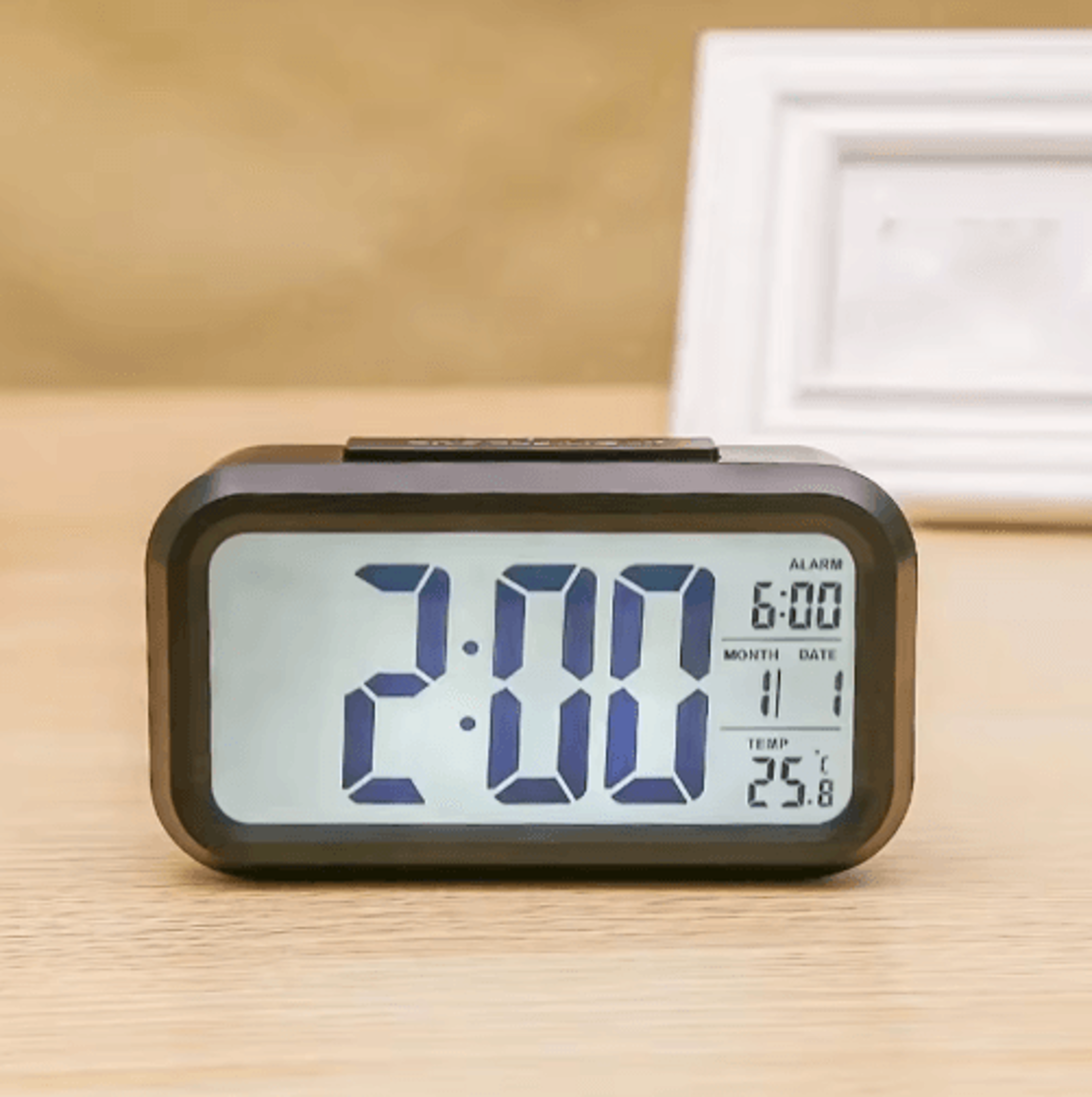 2in1 LCD Alarm Clock  Night Light  Compact WakeUp Clock With Increasing Beep 5