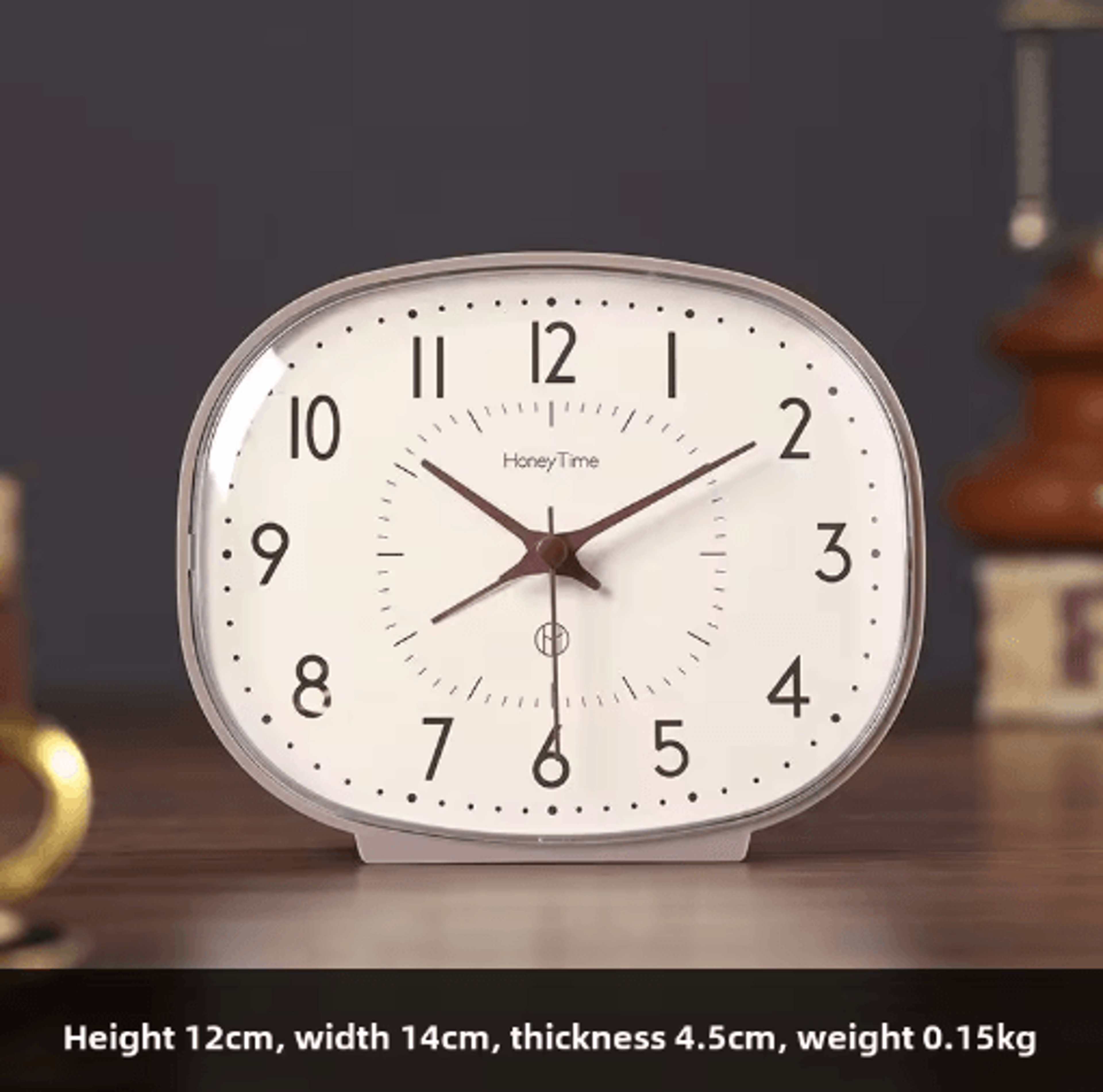 Vintage Silent Table Alarm Clock  Compact Bedside  Student Desk Clock 2