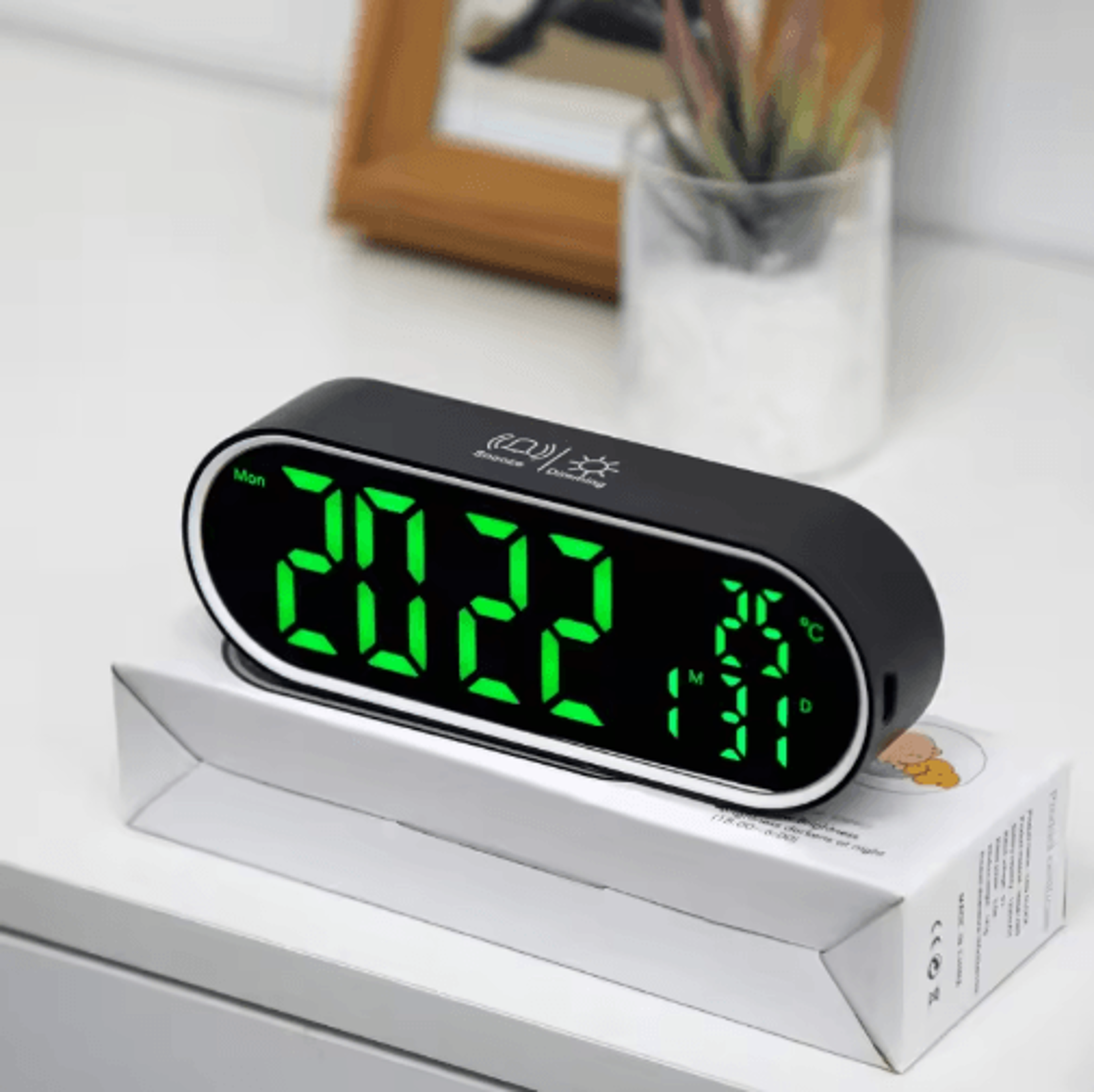 Rechargeable LED Mirror Alarm Clock  Dual Alarms Voice Control  Temperature Display 7