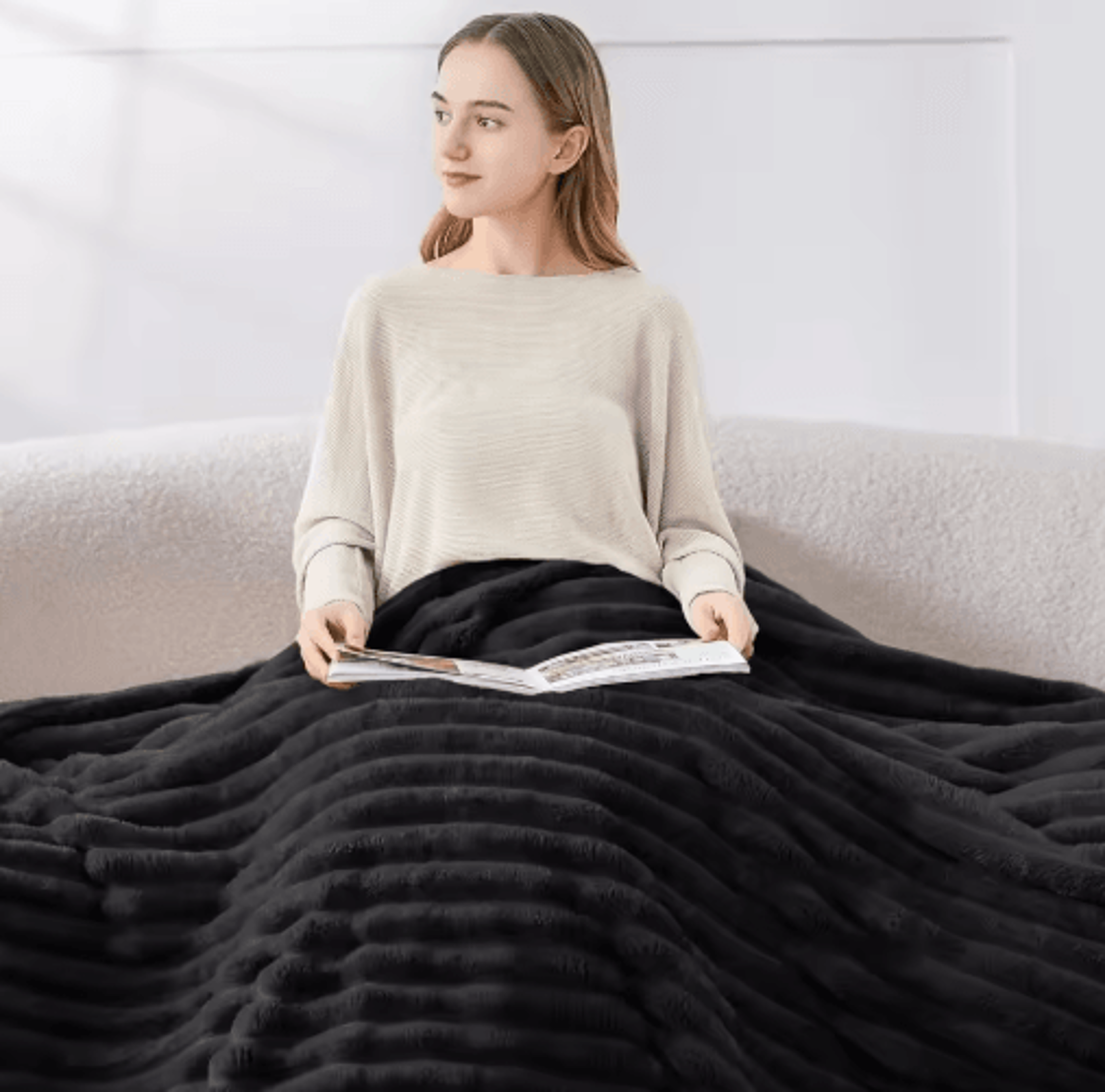 300GSM Black Fleece Throw Blanket  Soft Fluffy Striped Couch Cover 4
