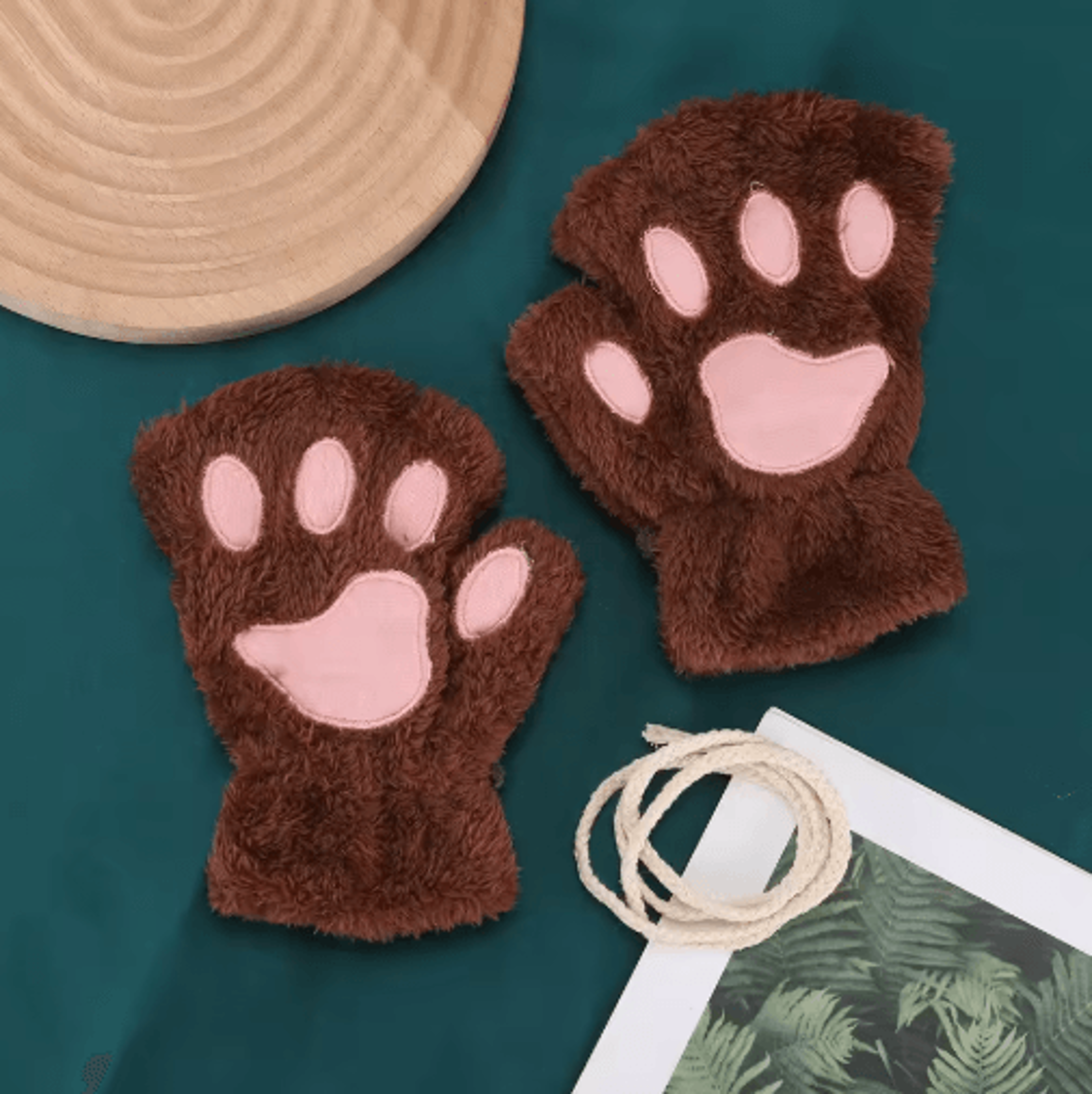 Cute Plush Cat Paw Gloves  Soft Fingerless Winter Mittens 1