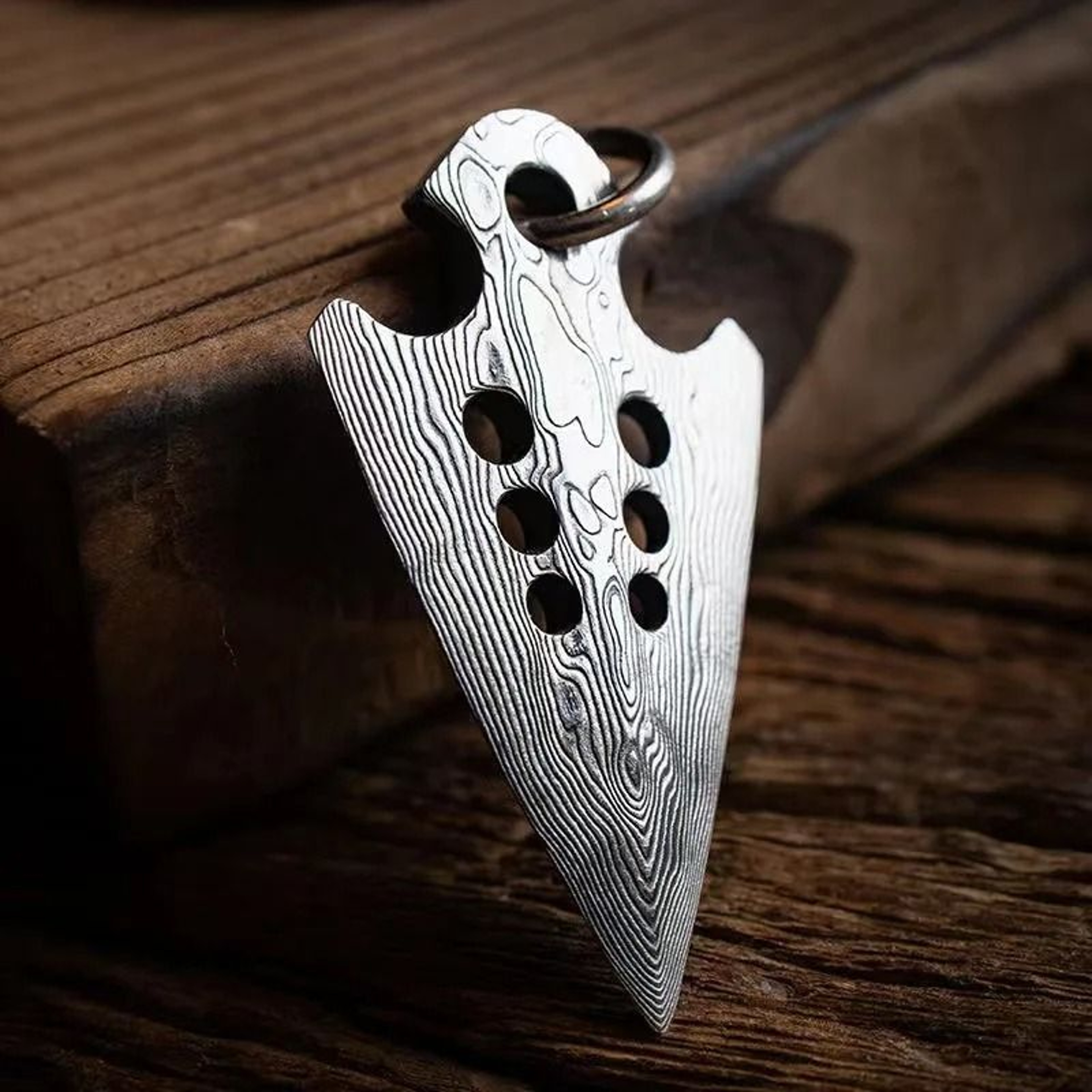 Adjustable Arrowhead Self Defense Necklace Outdoor Survival Pendant 3