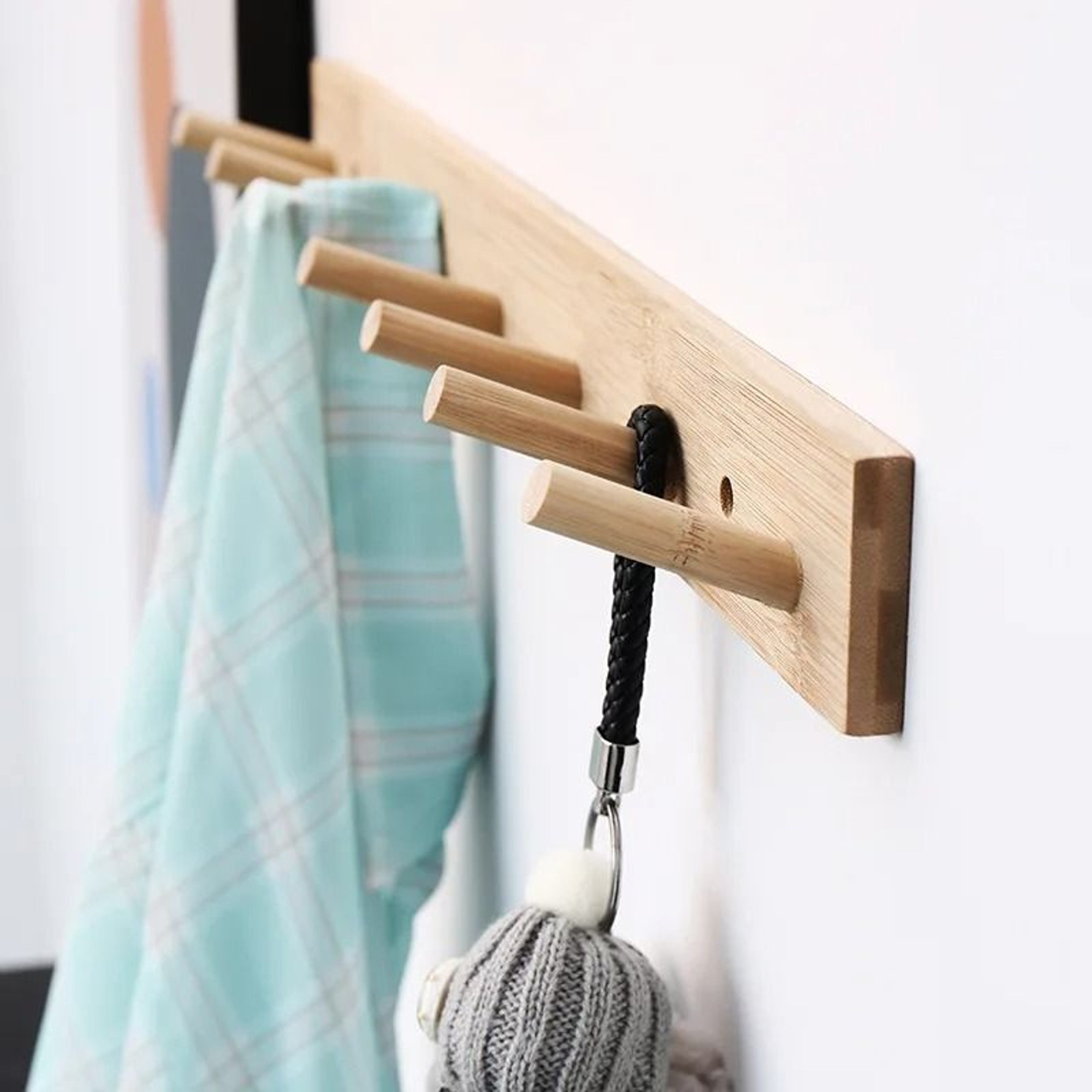 Nordic Bamboo Wall Mounted Hanger With Key Hooks For Entryway Storage 10