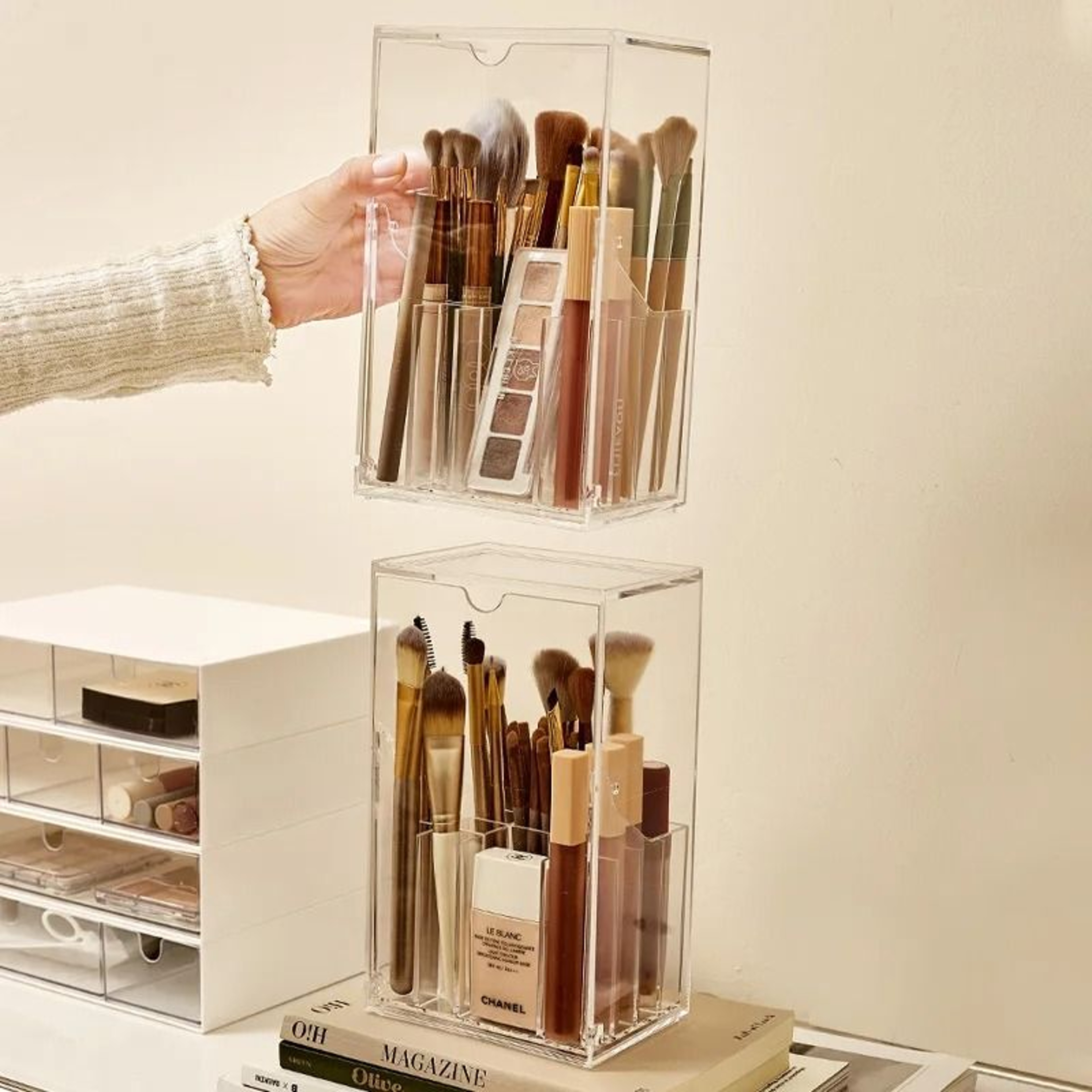 Clear Makeup Brush Holder With Lid Large Capacity Cosmetic Organizer 4