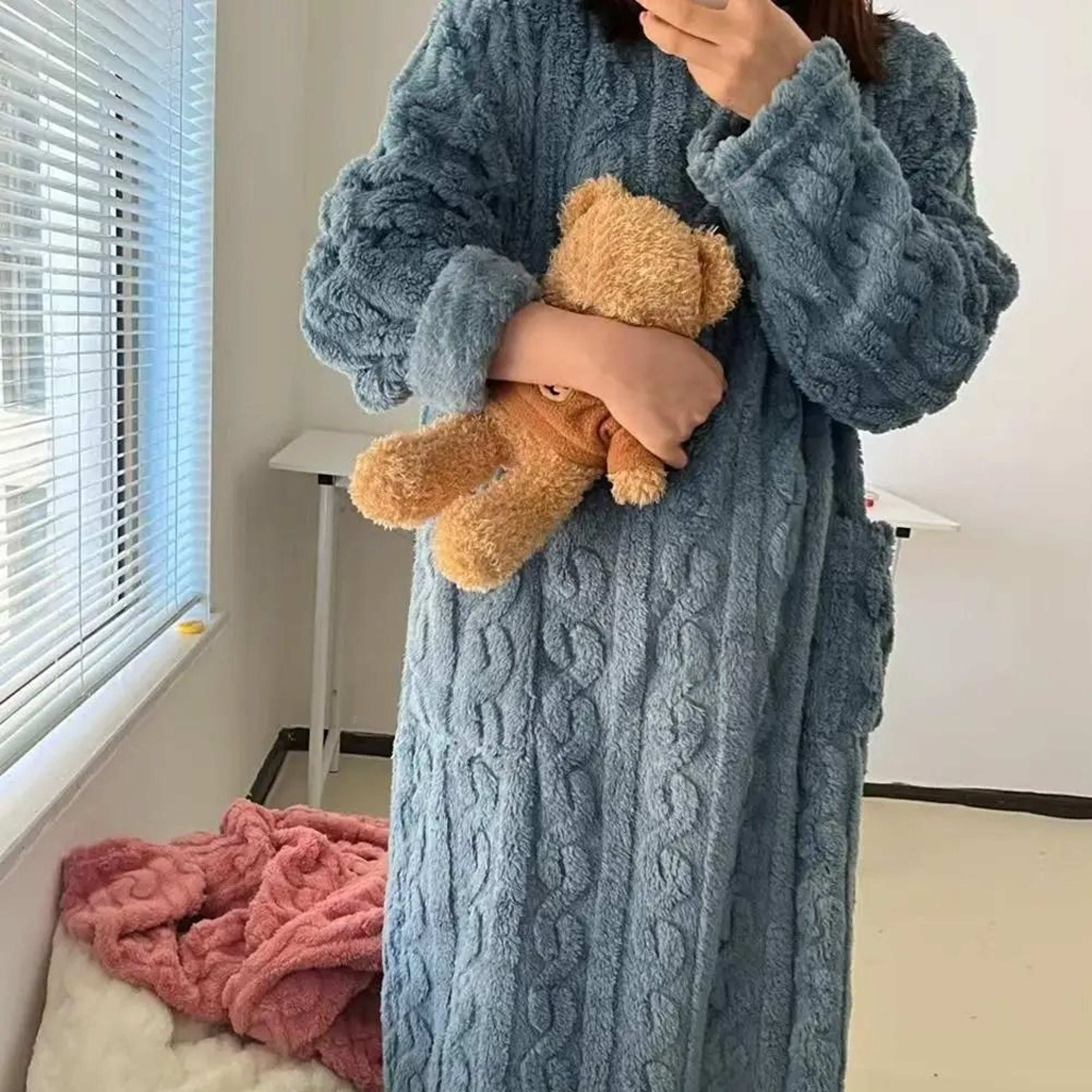 Ultra Long Women Flannel Pajamas Warm Coral Velvet Nightwear Homewear Robe 8