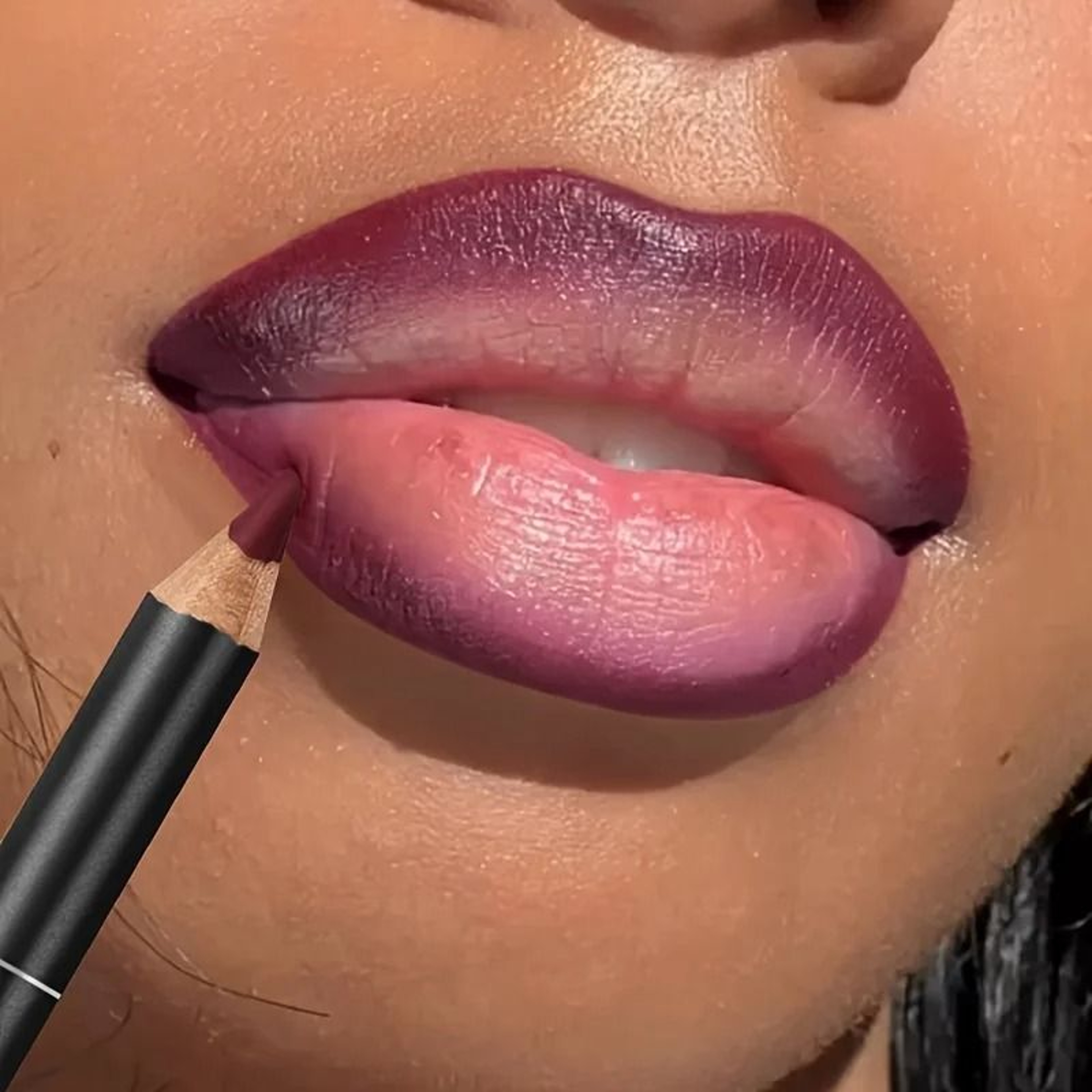 Luxury Matte Lip Liner Long Lasting Smooth Lip Pencil 4