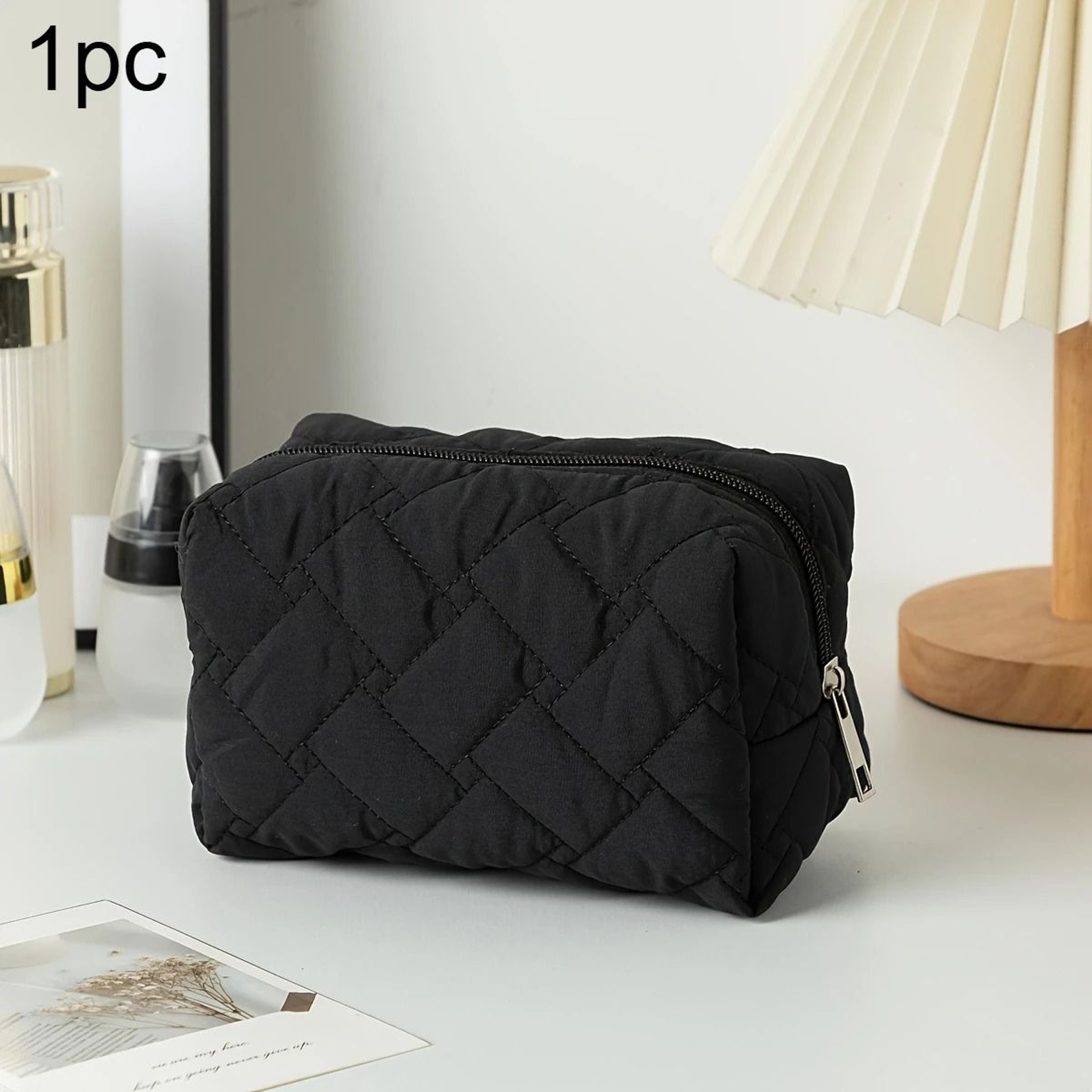 Large Capacity Makeup Organizer Bag Travel Cosmetic Storage With Multiple Compartments 3