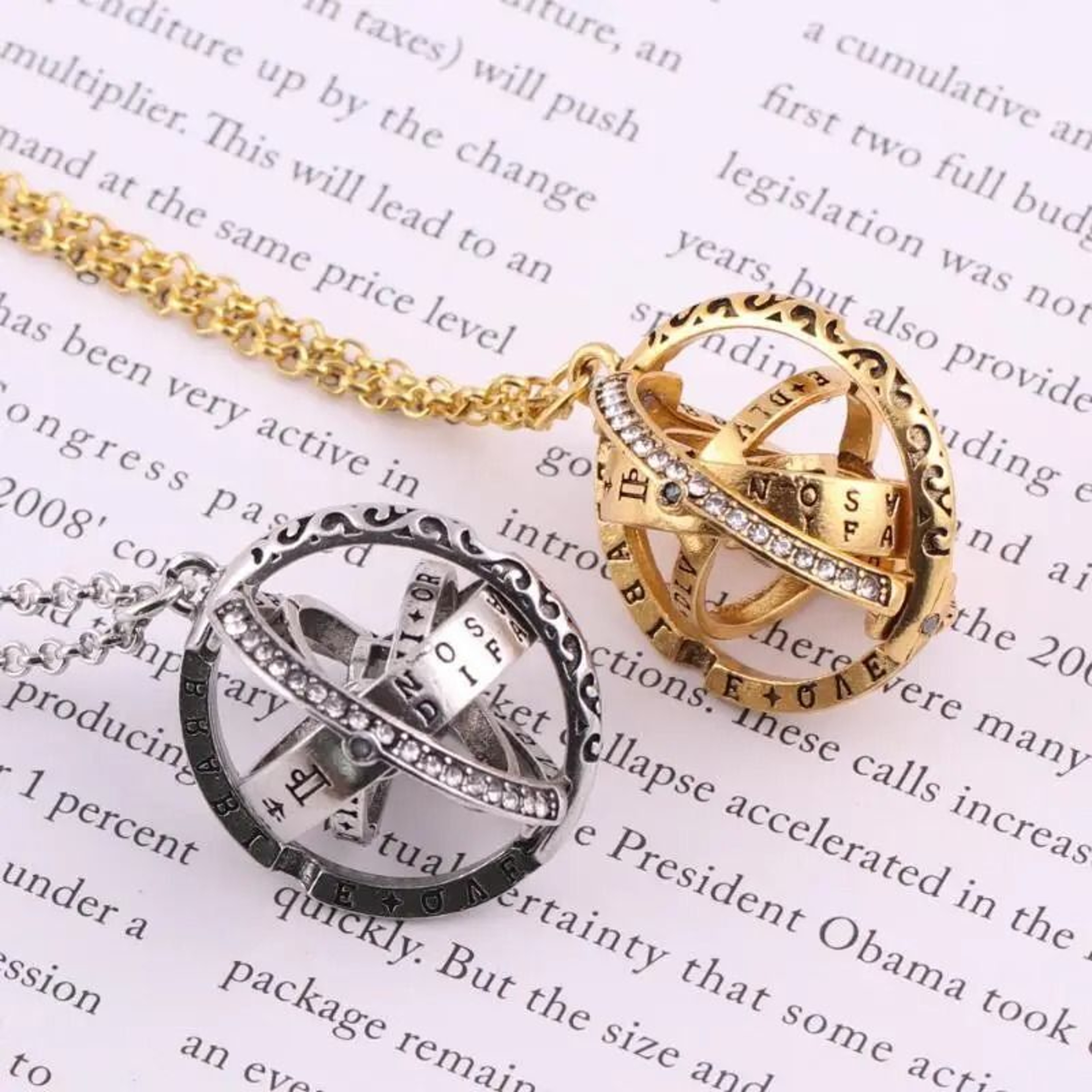100 Languages I Love You Projection Pendant Necklace For Couples 0