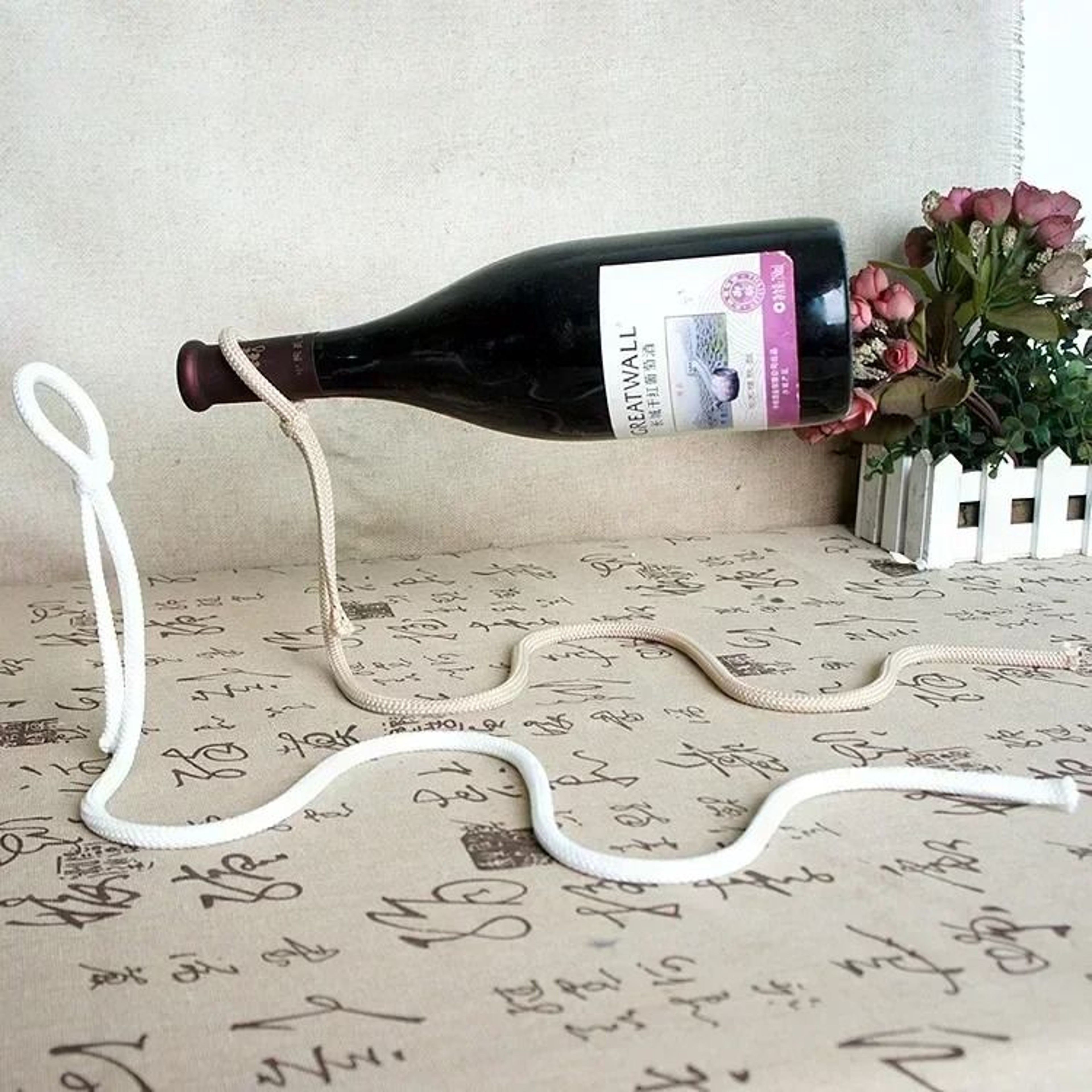Magical Floating Chain Wine Rack Stand  Modern Single Bottle Suspension Wine Bottle Holder 7