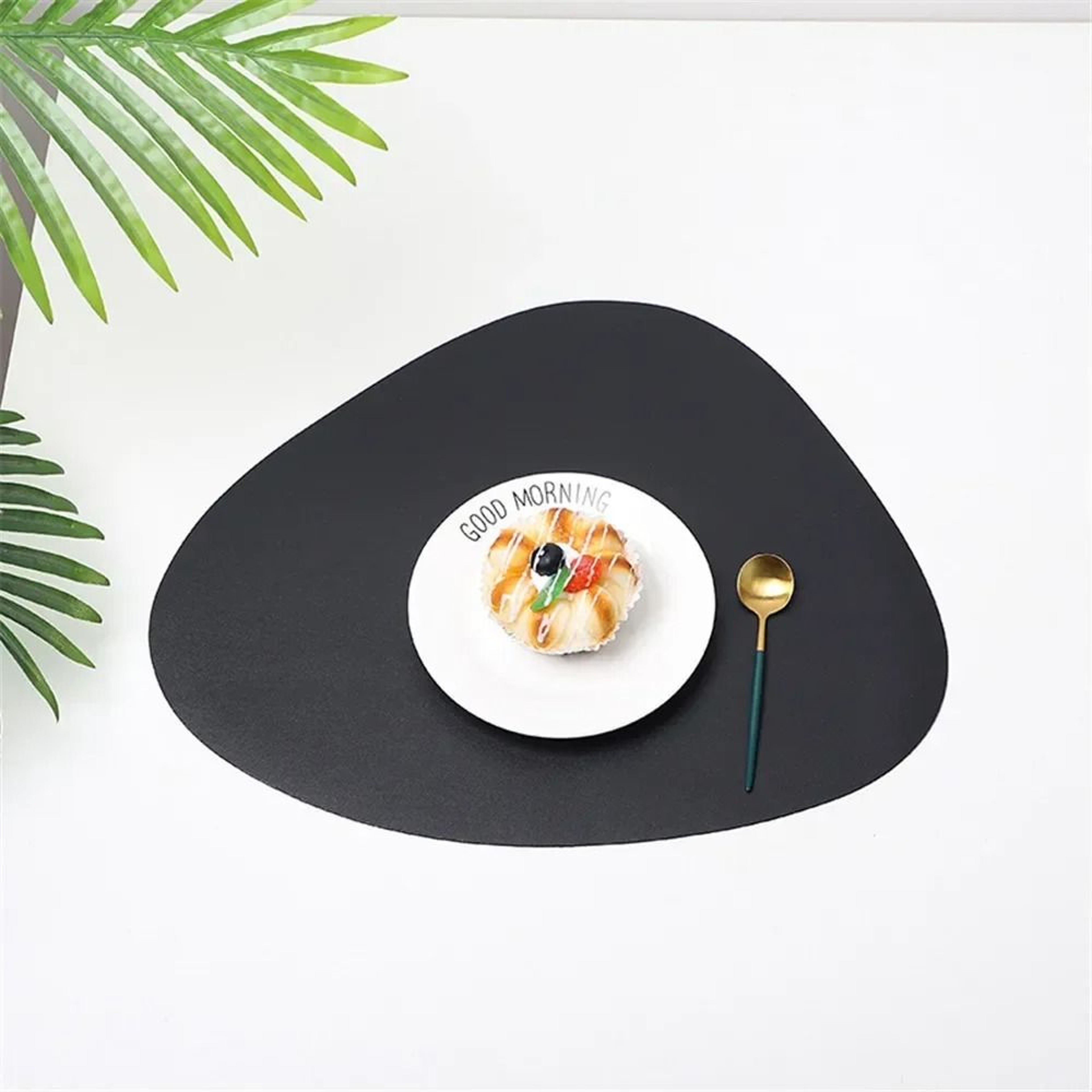 Nordic Triangle Leather Placemat Set  Heat Resistant Non Slip Modern Dining Table Mat 1