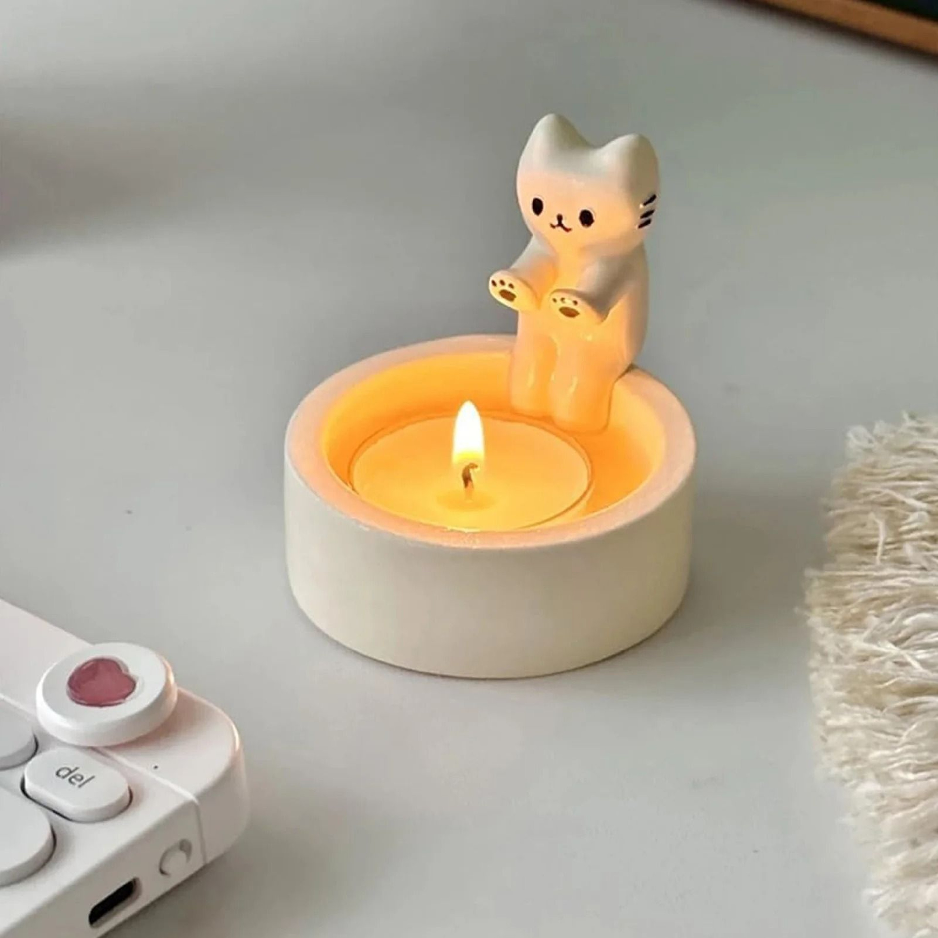Cute Kitten Cat Candle Holder Creative Aromatherapy Cartoon Candlestick Decor 7