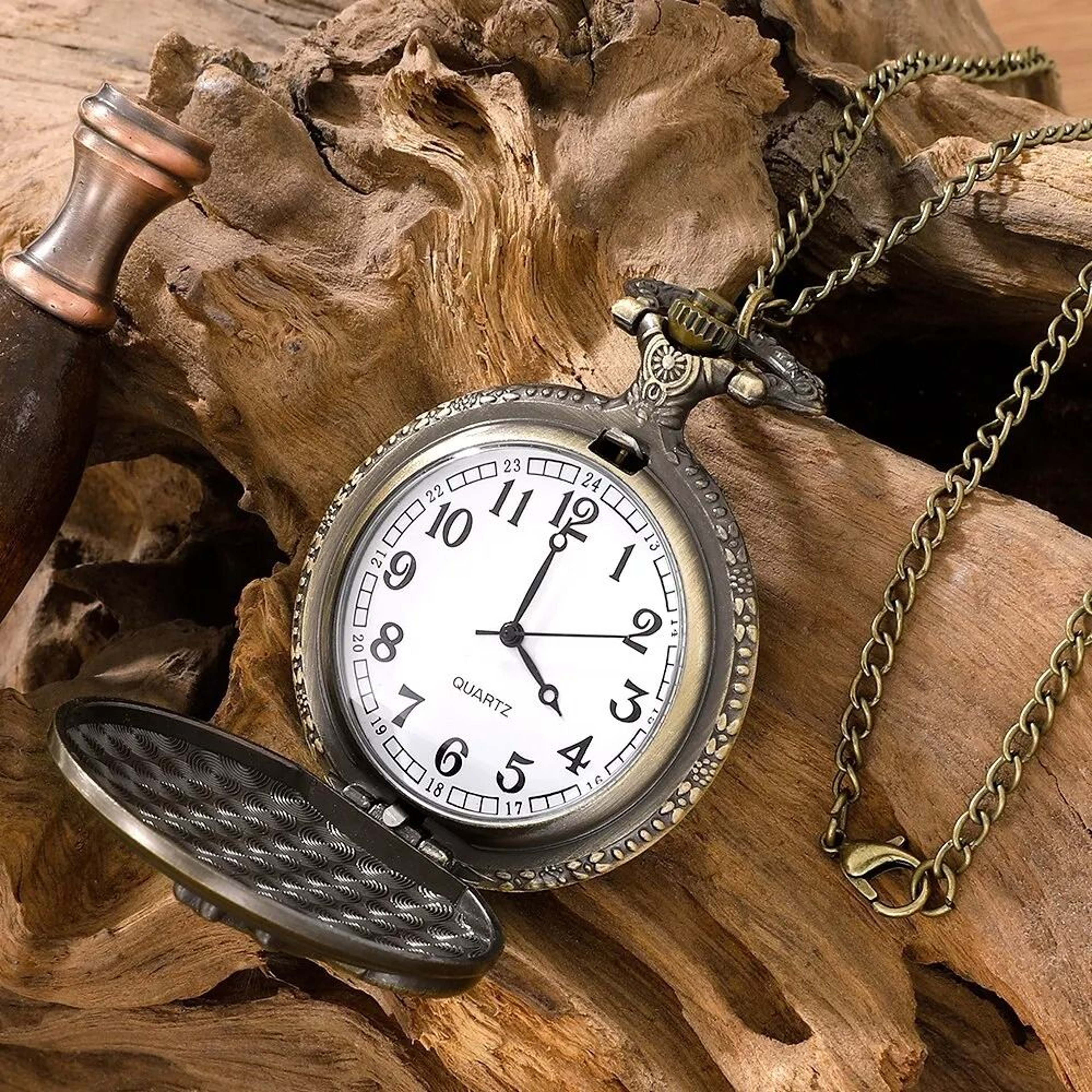 Retro Motorcycle Pocket Watch Quartz Vintage Motorbike Design Pendant Watch 6