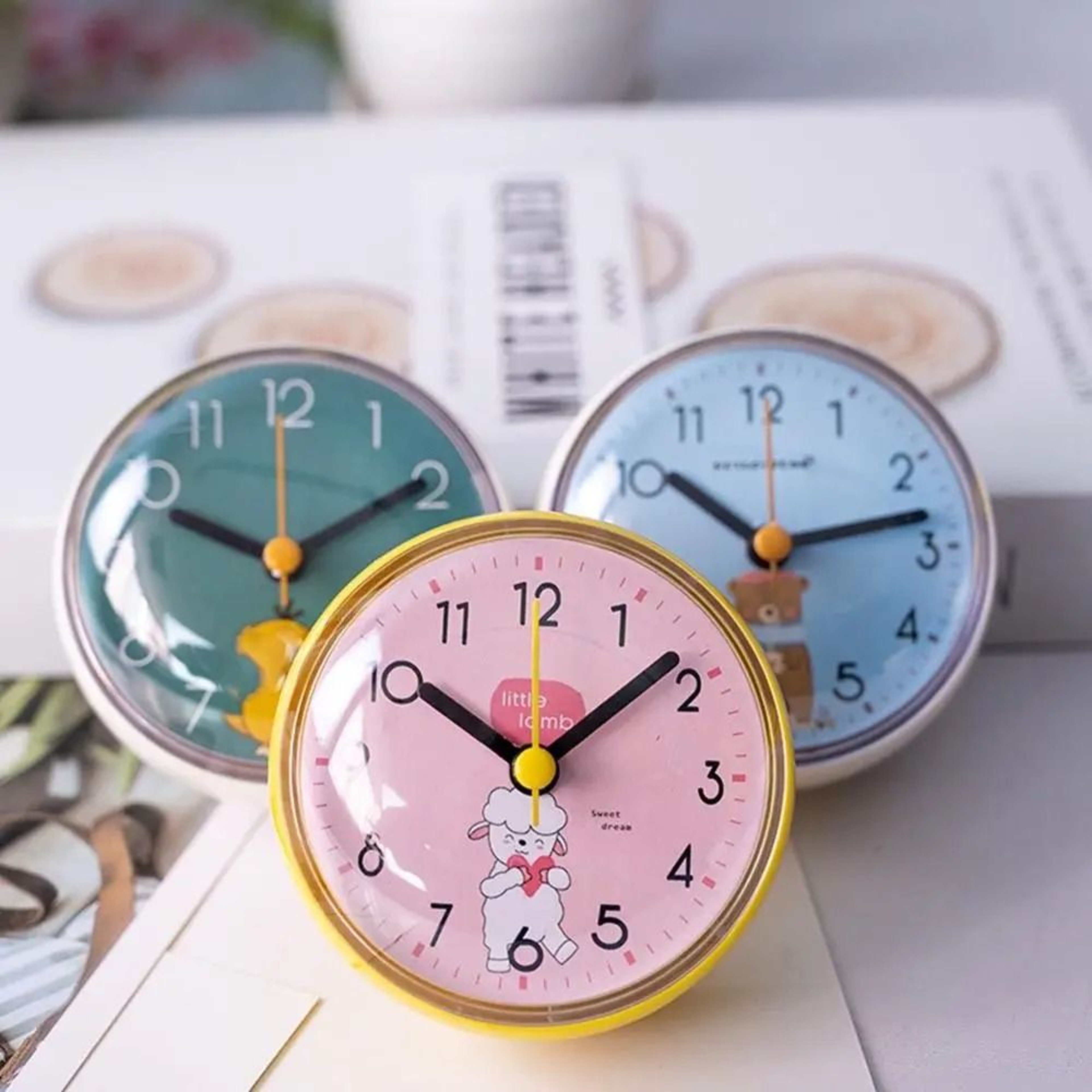 Waterproof Suction Clock Mini Bathroom Wall Clock Anti Fog Shower Timer 0