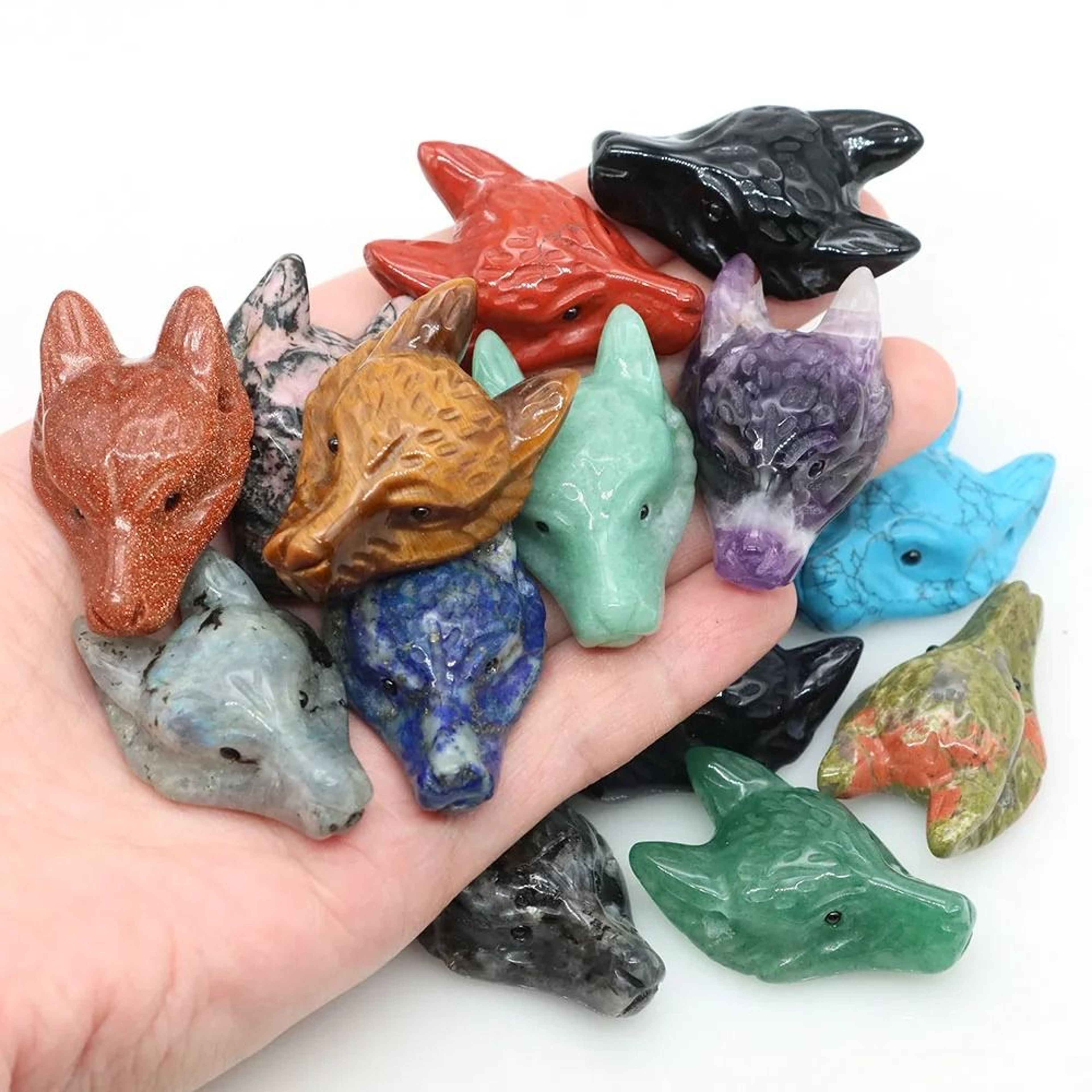 Hand Carved Wolf Head Crystal Pendant Natural Stone Healing Necklace 26