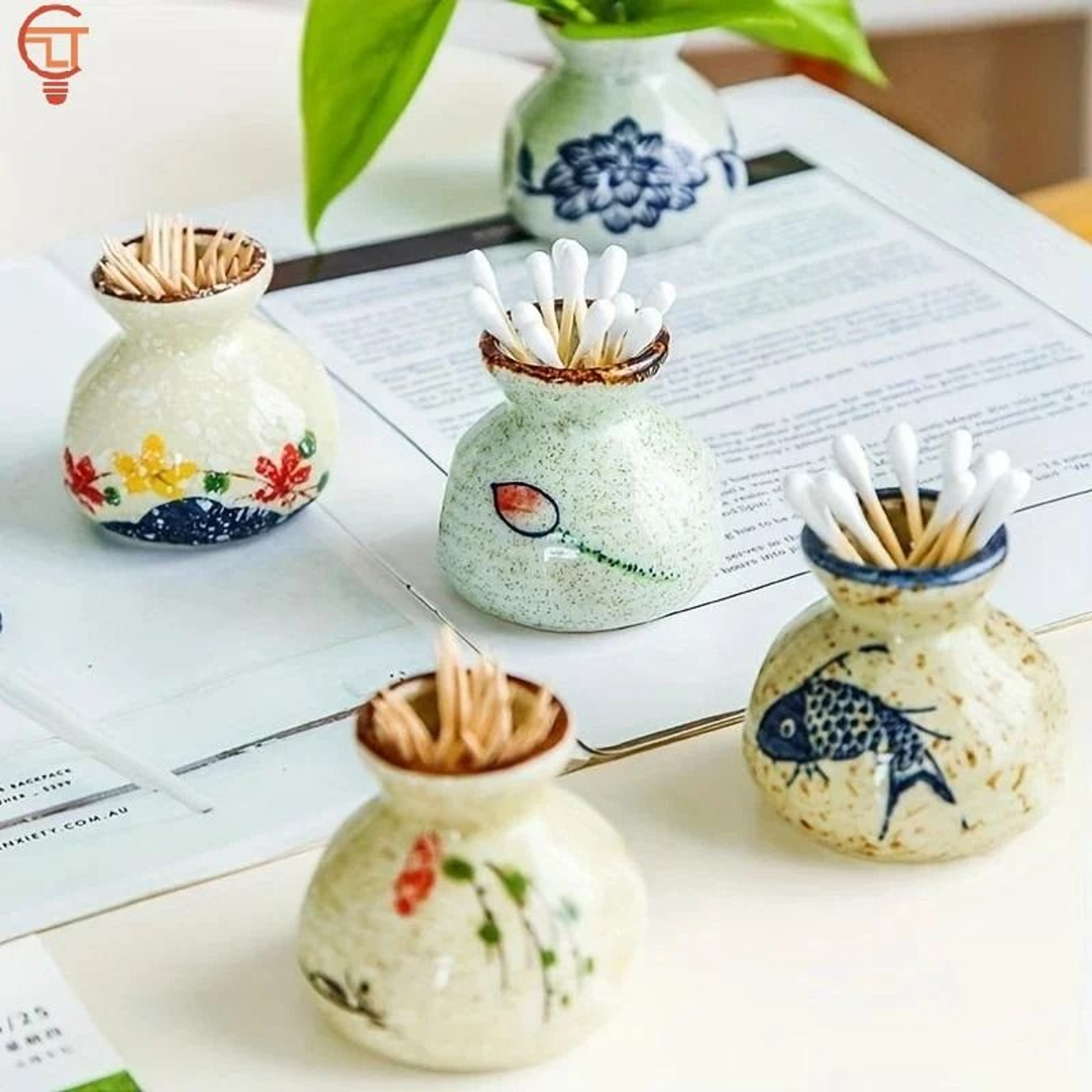 Ceramic Mini Vase Toothpick Holder Jar Chinese Style Cotton Swab Storage Decor 18