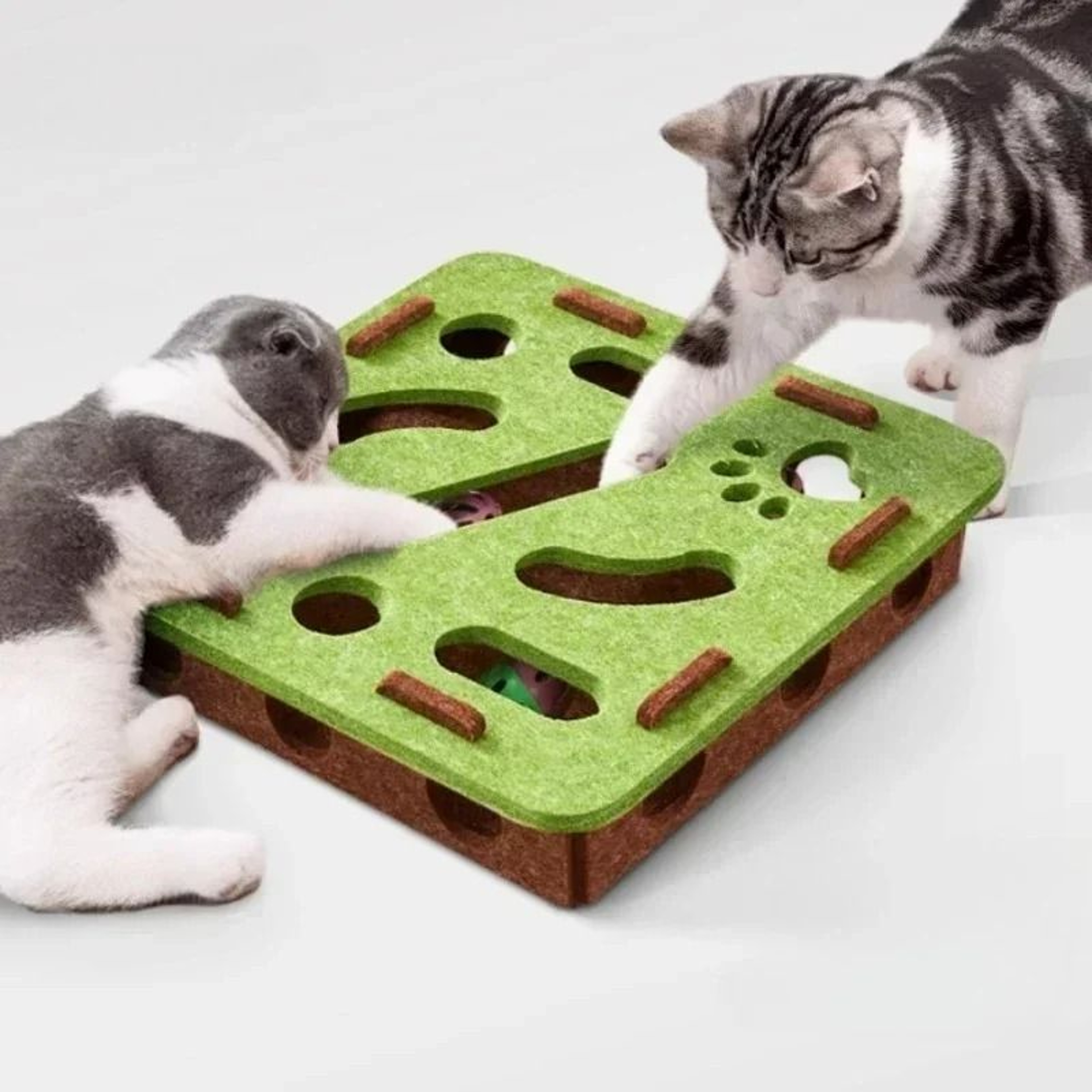 Interactive Cat Puzzle Maze Toy Mental Stimulation Game Box For Indoor Cats And Kittens 0