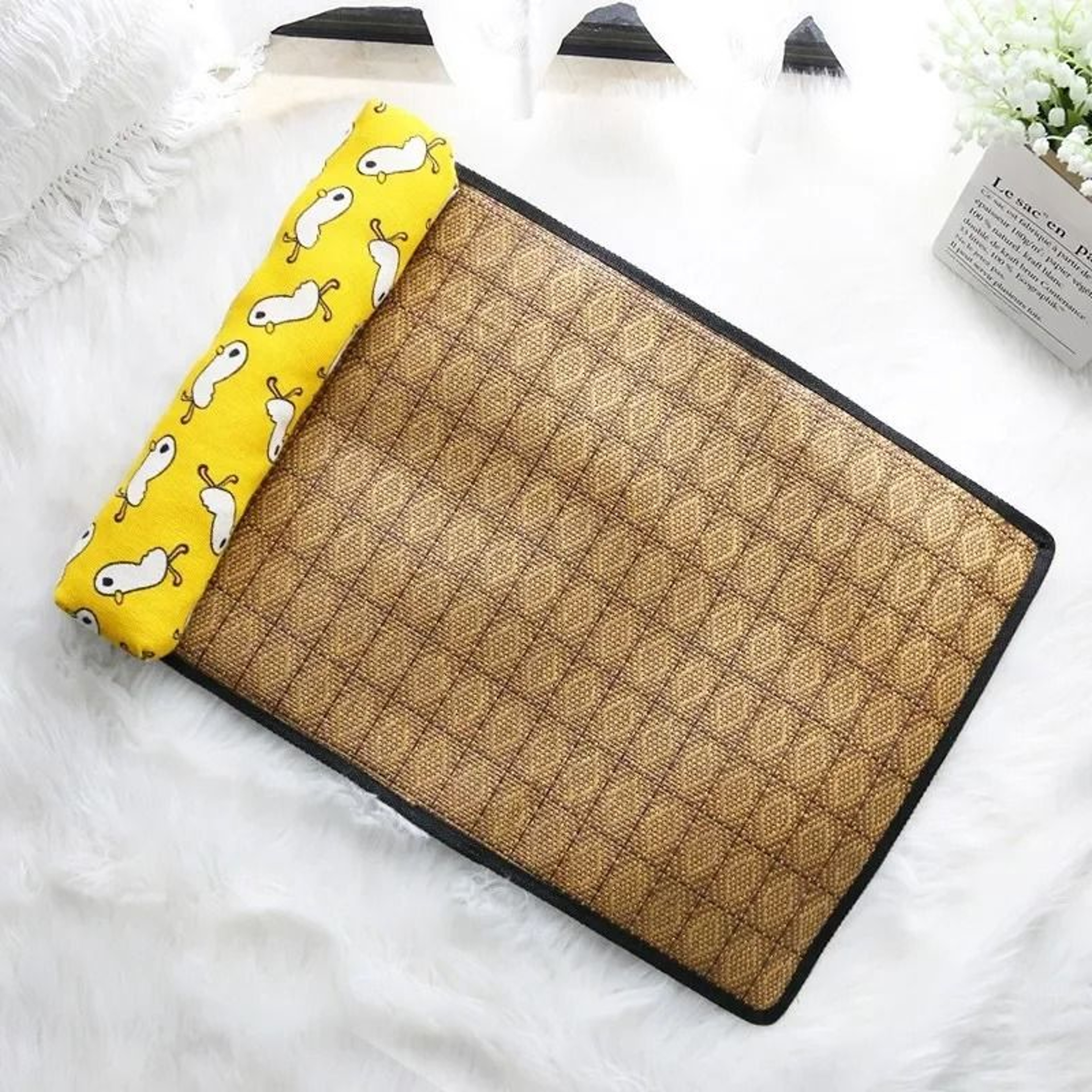 Natural Rattan Cat Cooling Mat For Summer Rest 7