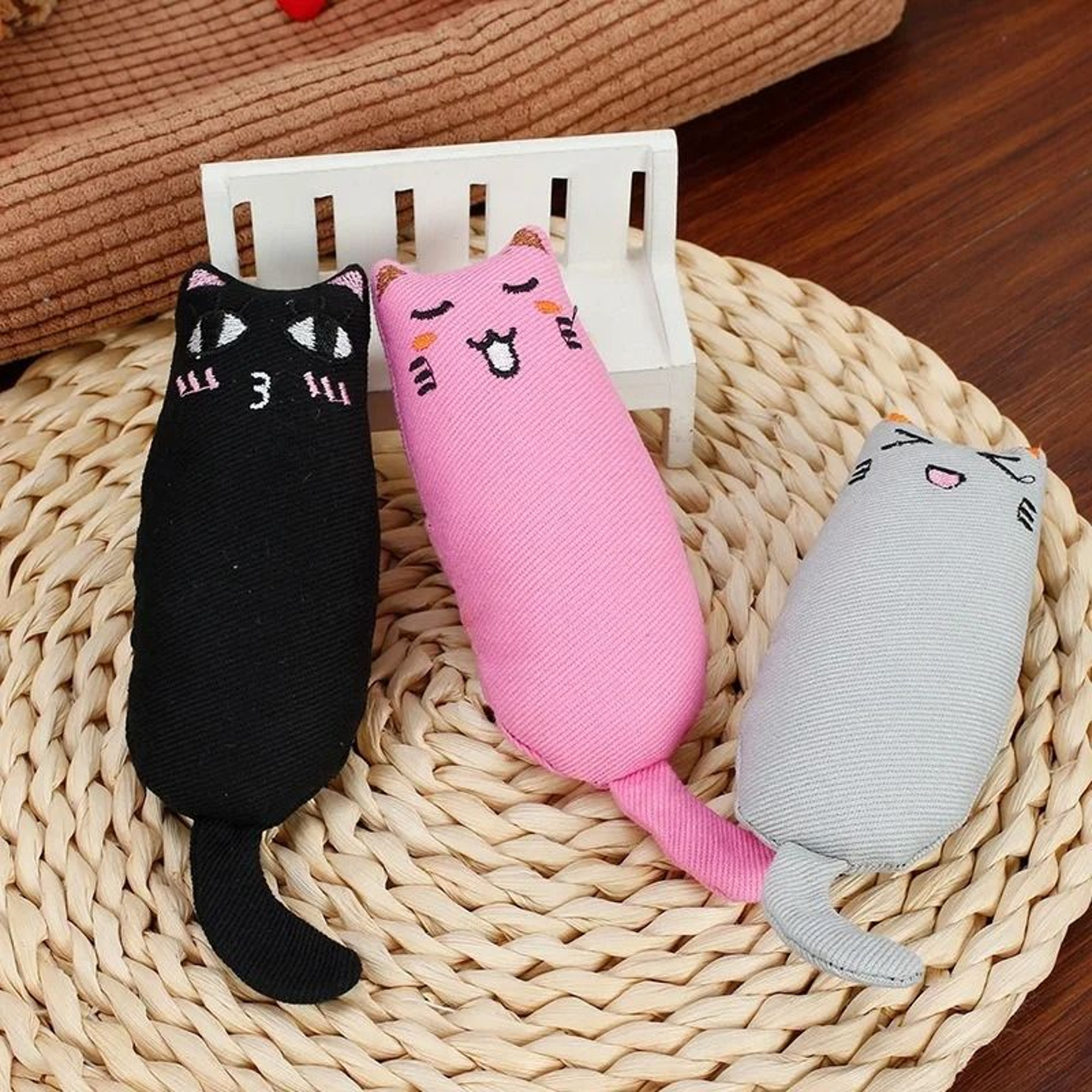 Rustle Sound Catnip Plush Toy For Kitten Teeth Grinding And Interactive Indoor Play 8