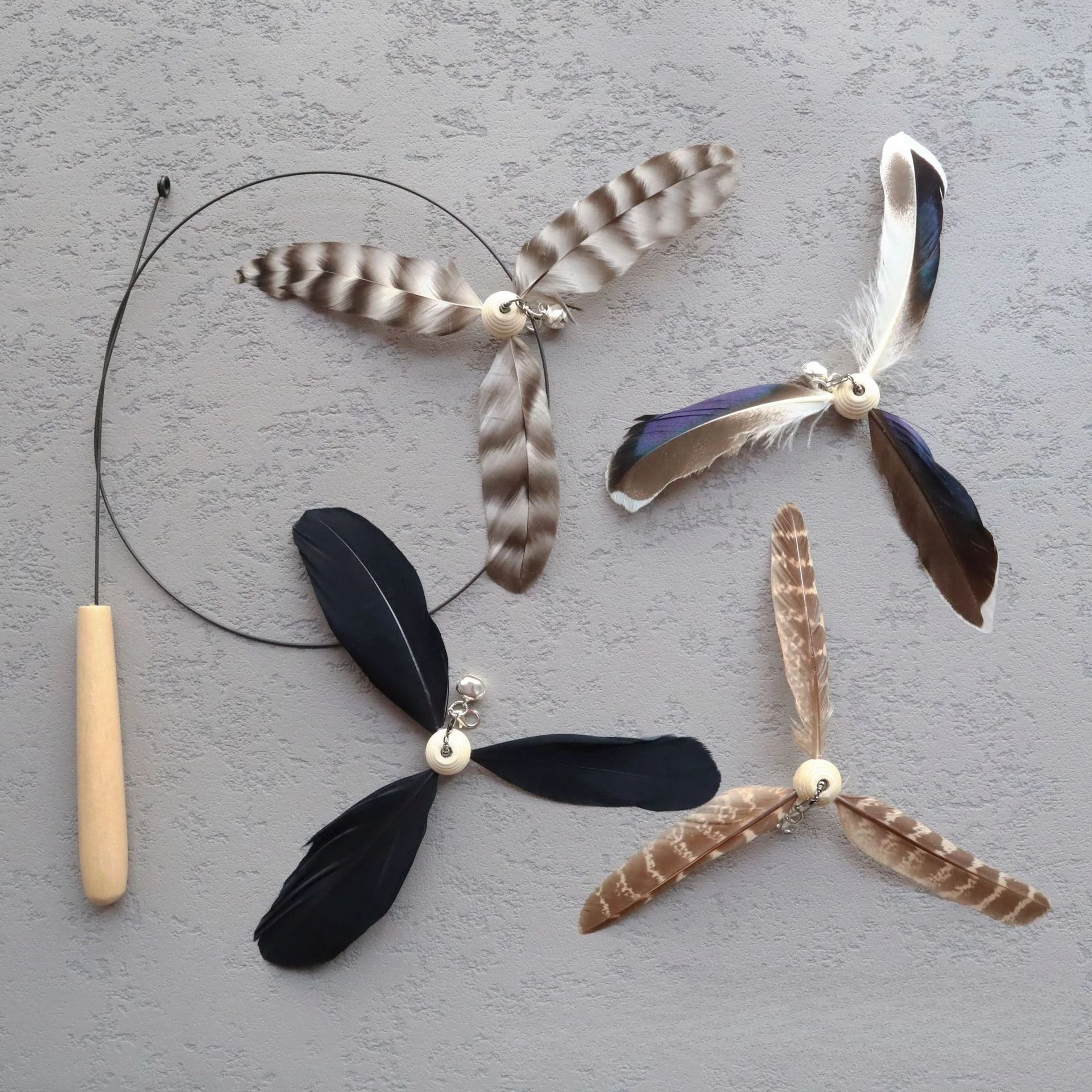 Rotating Feather Cat Teaser Stick For Interactive Chasing And Indoor Play 9