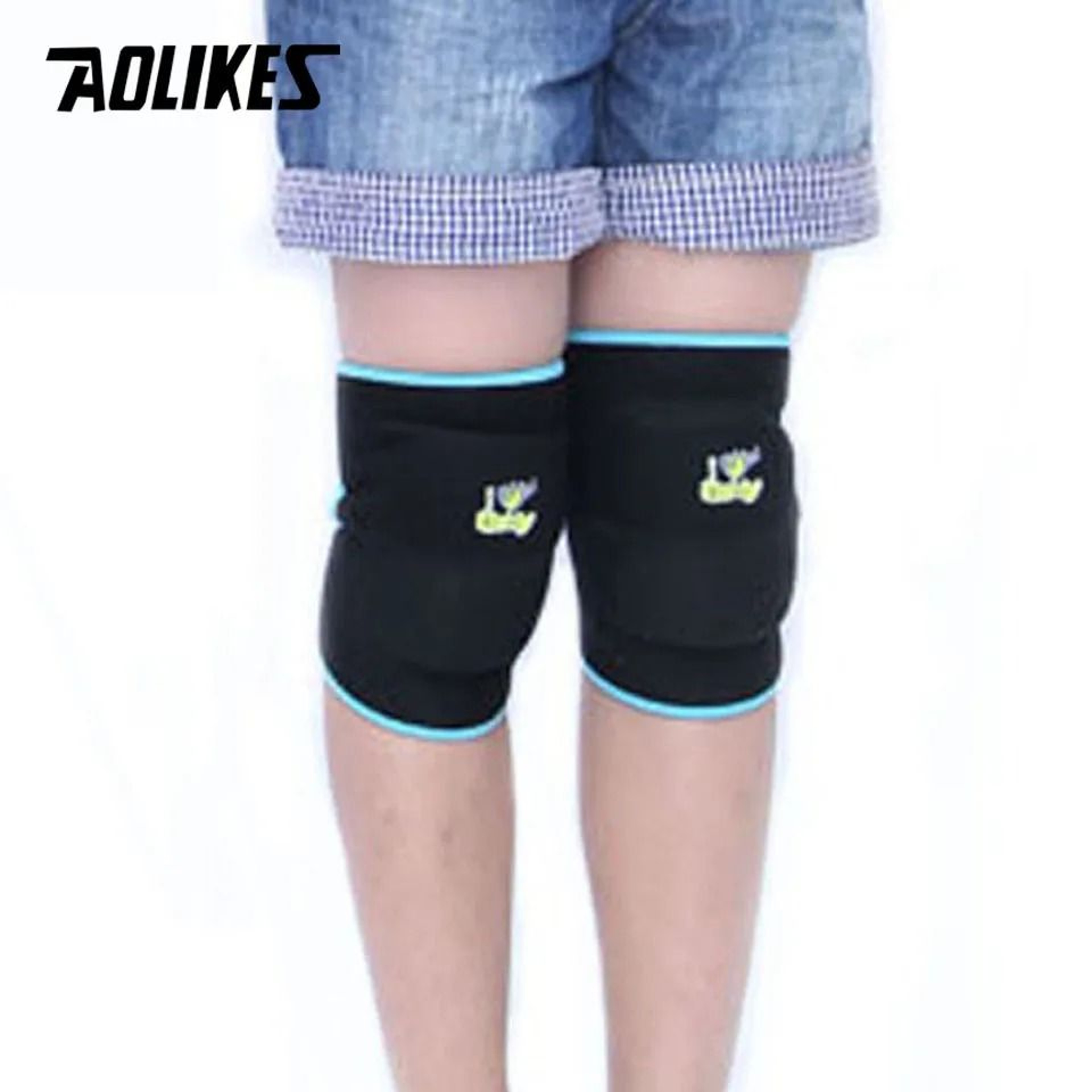 AOLIKES Kids Padded Knee Pads For Skating And Cycling 8