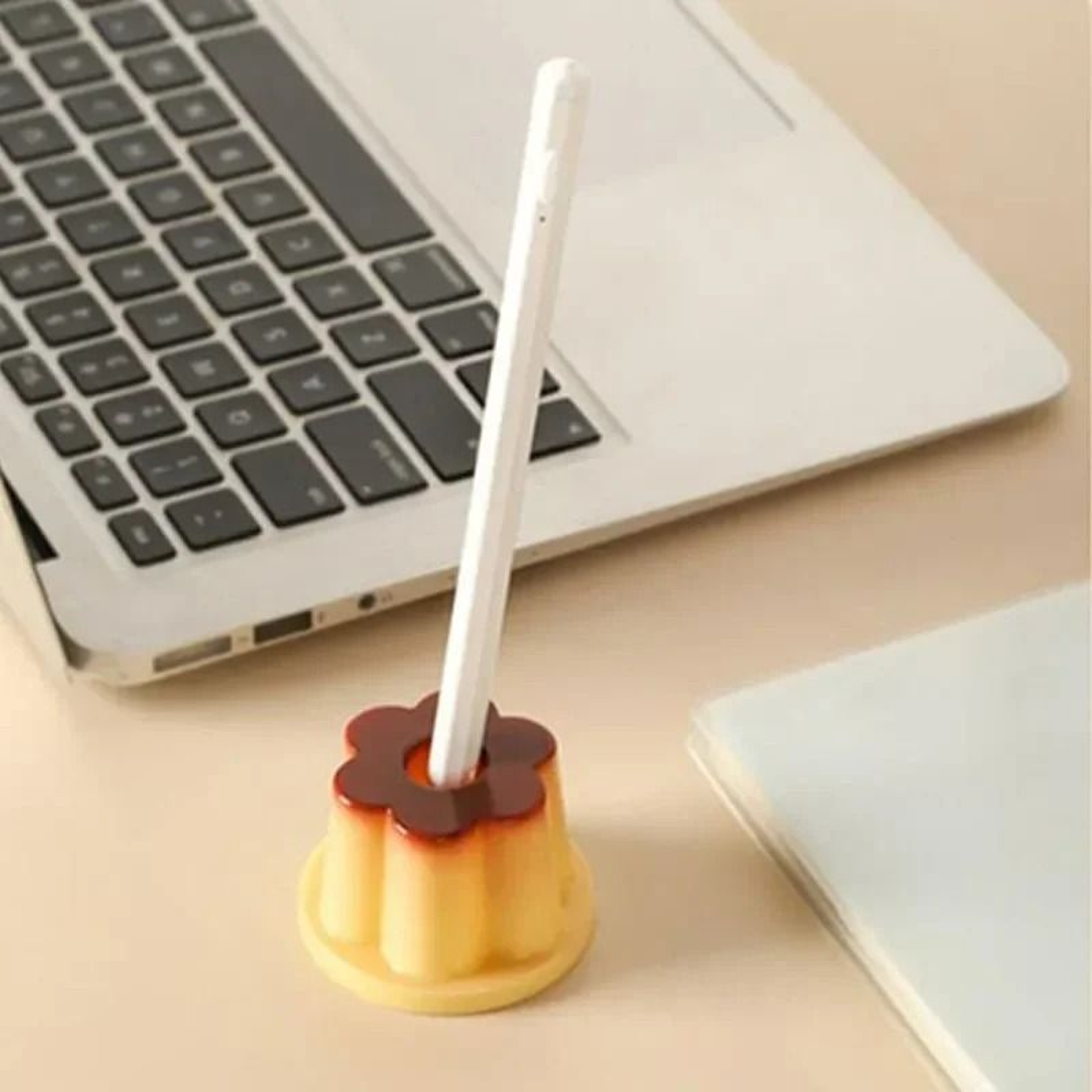 SweetDesk Pudding Pen Holder And Cute Desk Organizer 0