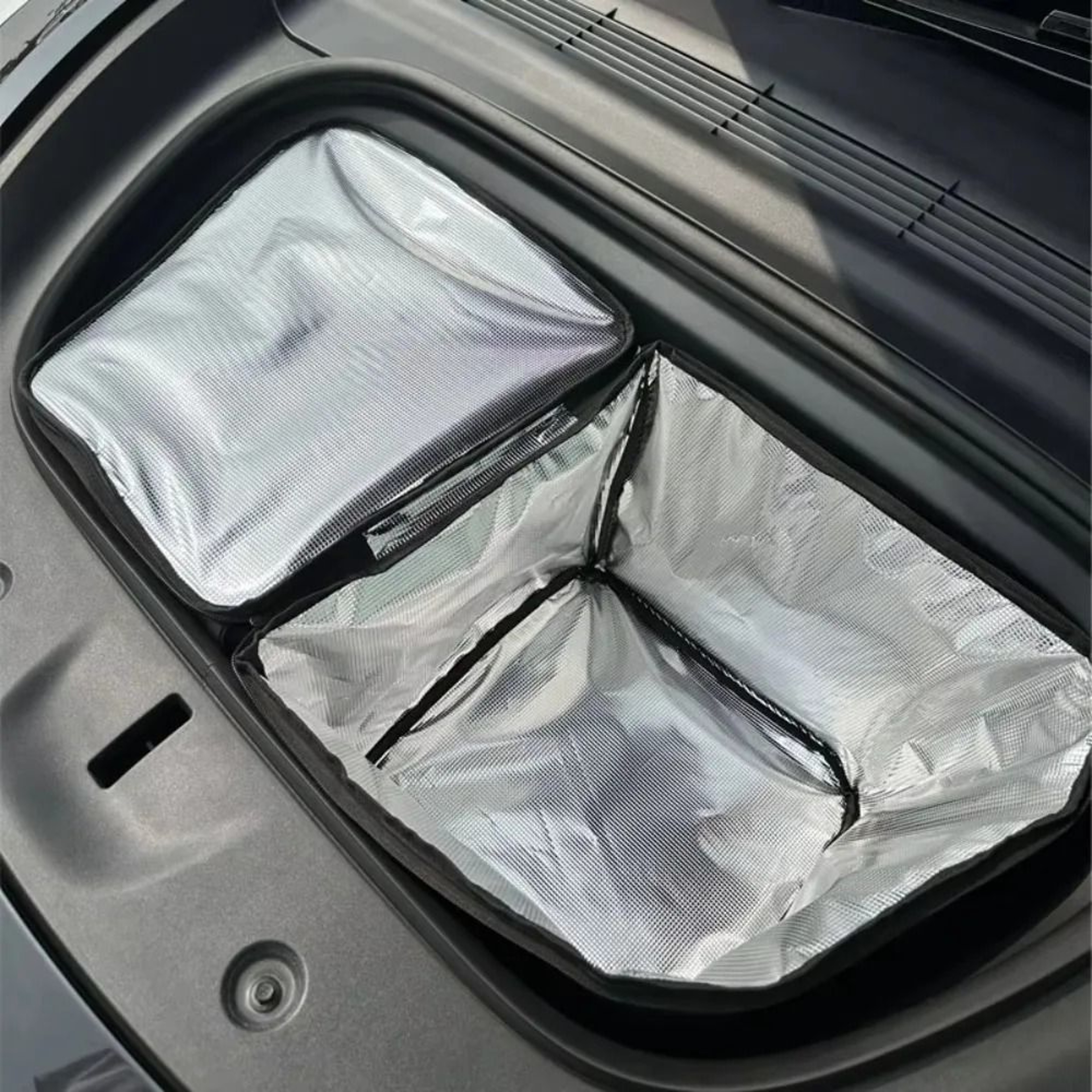 1 Pair Insulated Tesla Model 3 Y Frunk Cooler Bags 4