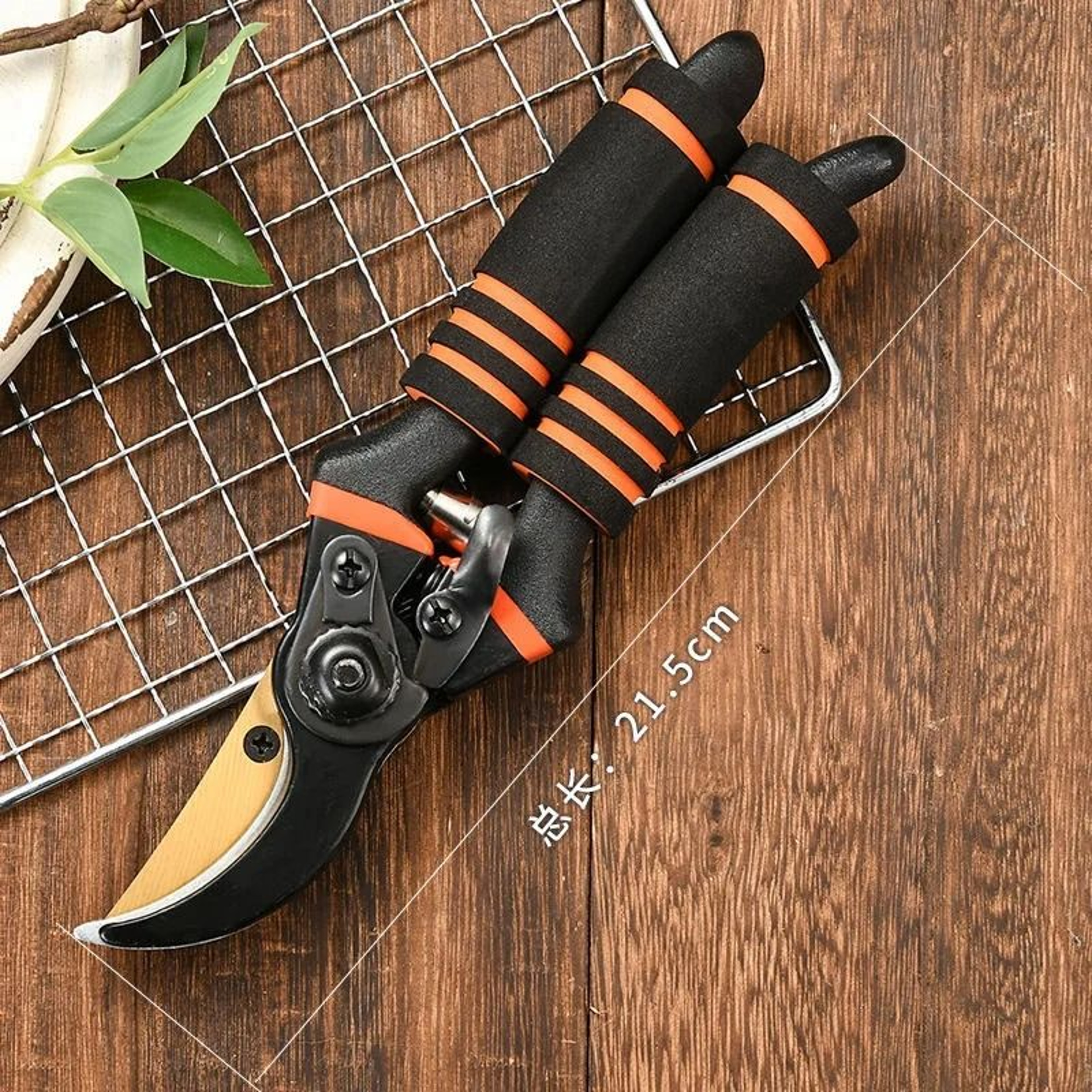Labor Saving Heavy Duty Steel Pruning Shears 3