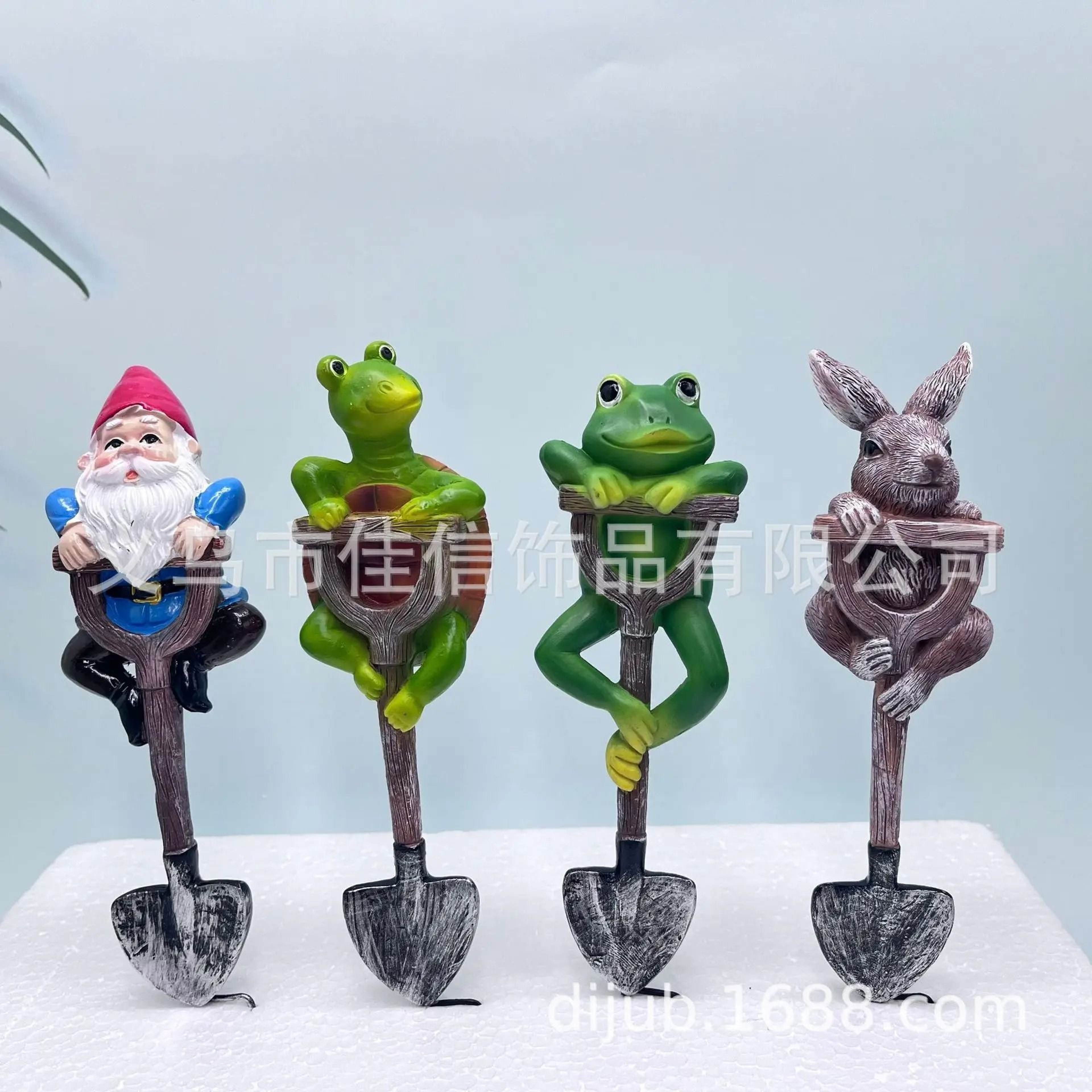 Cute Gnome Frog Rabbit Turtle Garden Statue Set With Decorative Shovels 6
