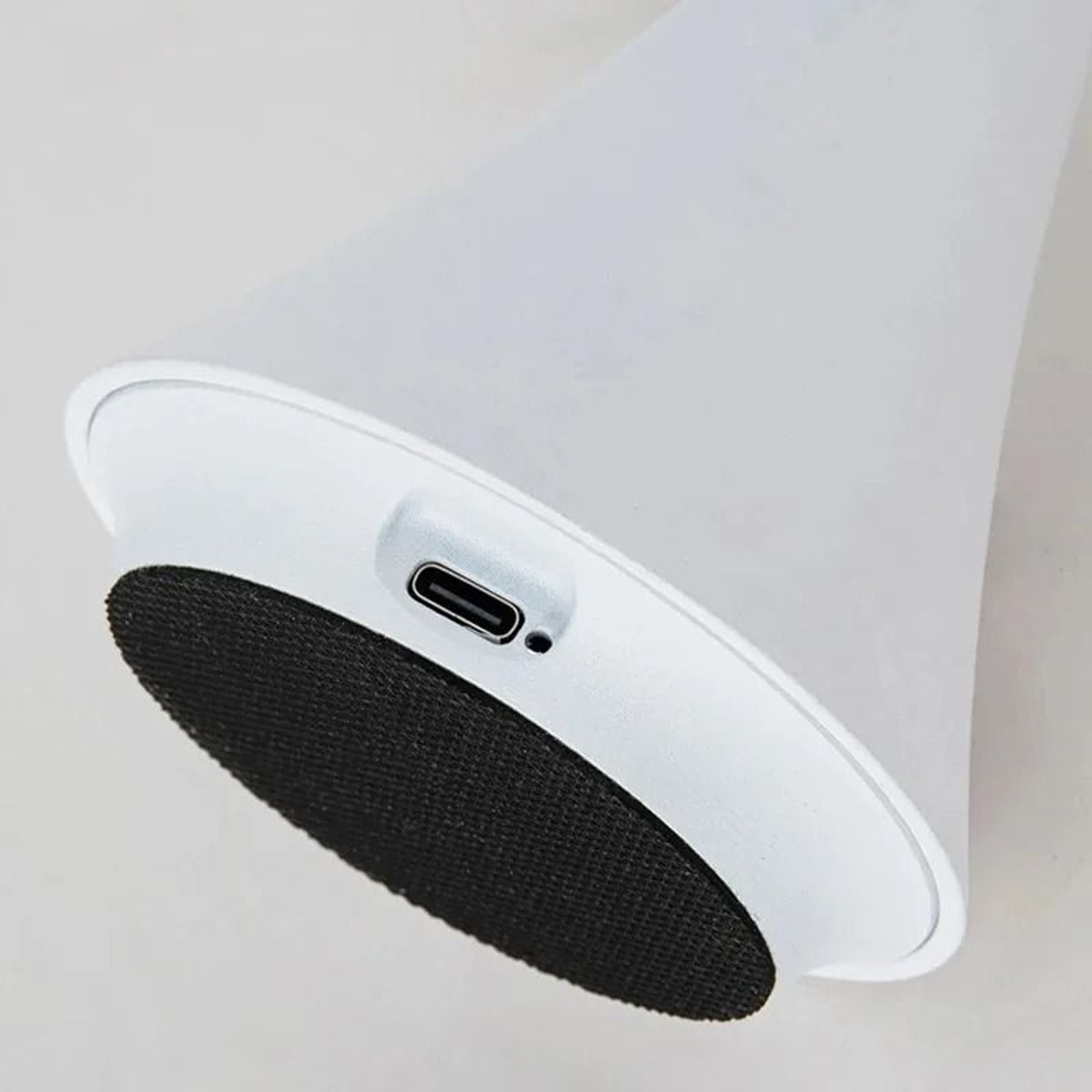 Rechargeable Mushroom Touch Table Lamp With Wireless USB C Ambient Lighting 8