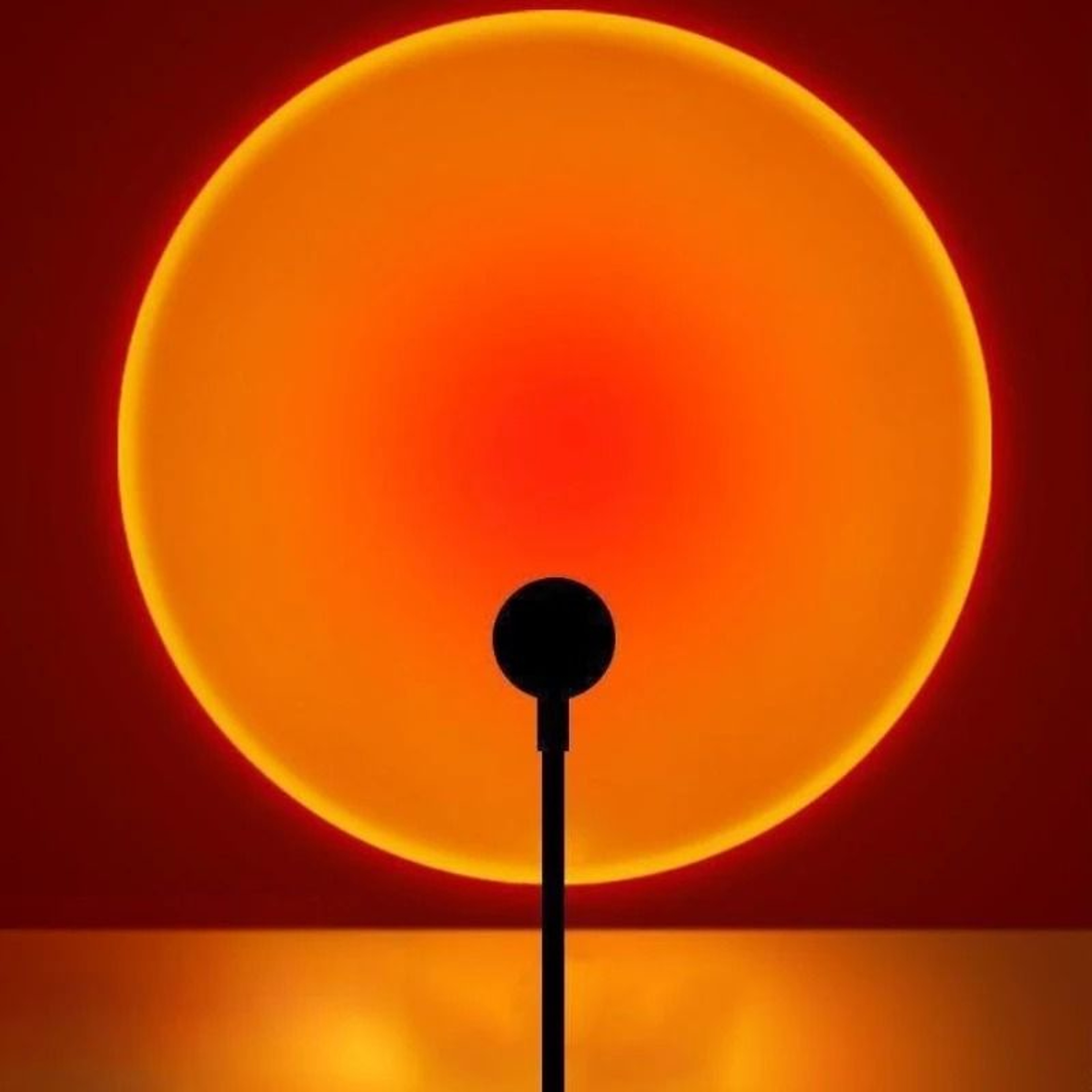 USB Sunset Projector Lamp Creates Warm Romantic Glow For Cozy Rooms 0
