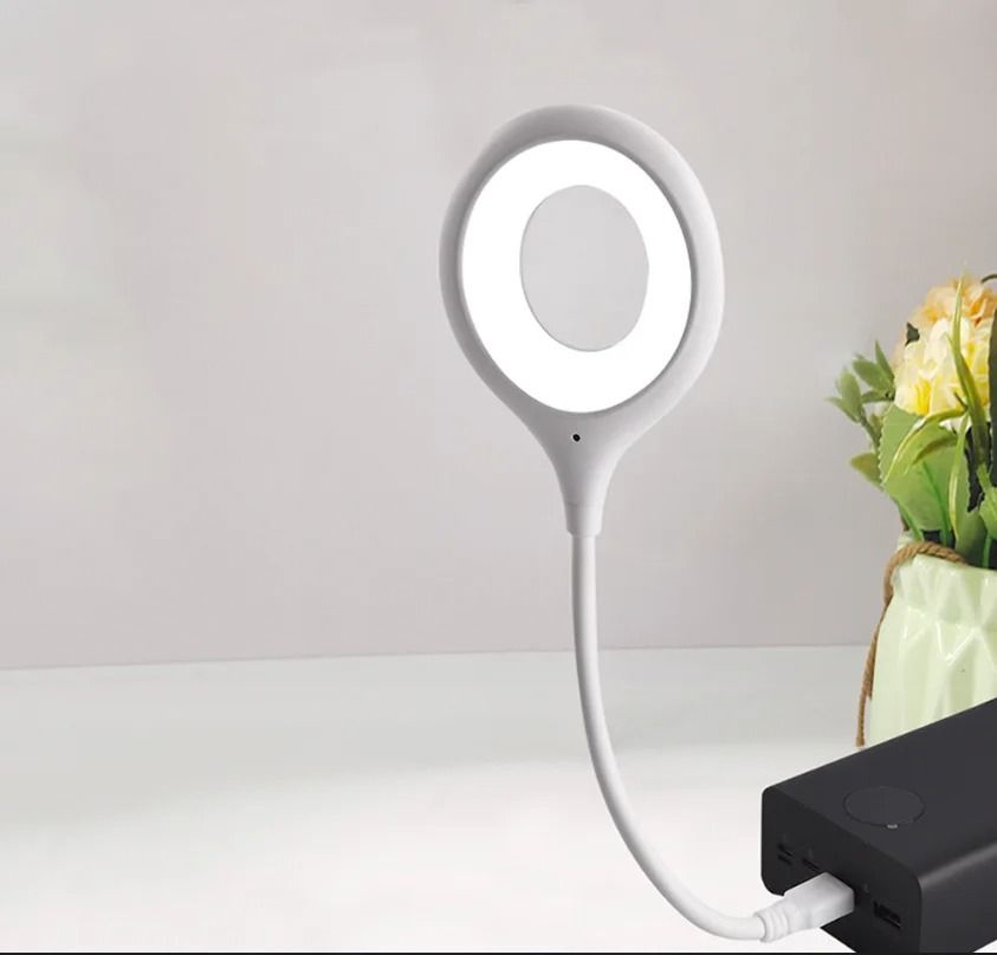 Foldable USB Desk Lamp For Comfortable Reading Study And Travel Anywhere 0