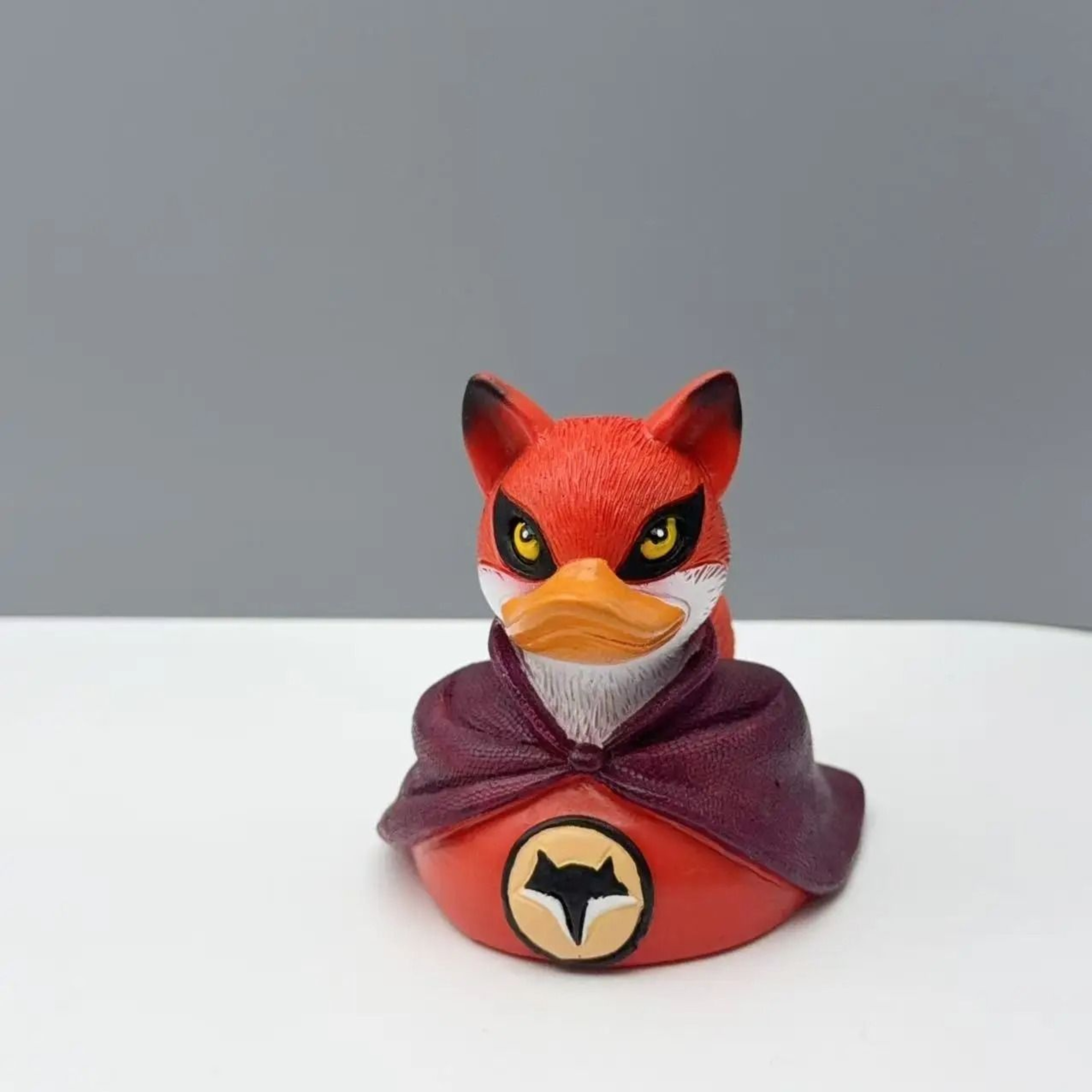 Alien Duck Resin Figurine Adds Mischievous Charm To Any Display Space 8